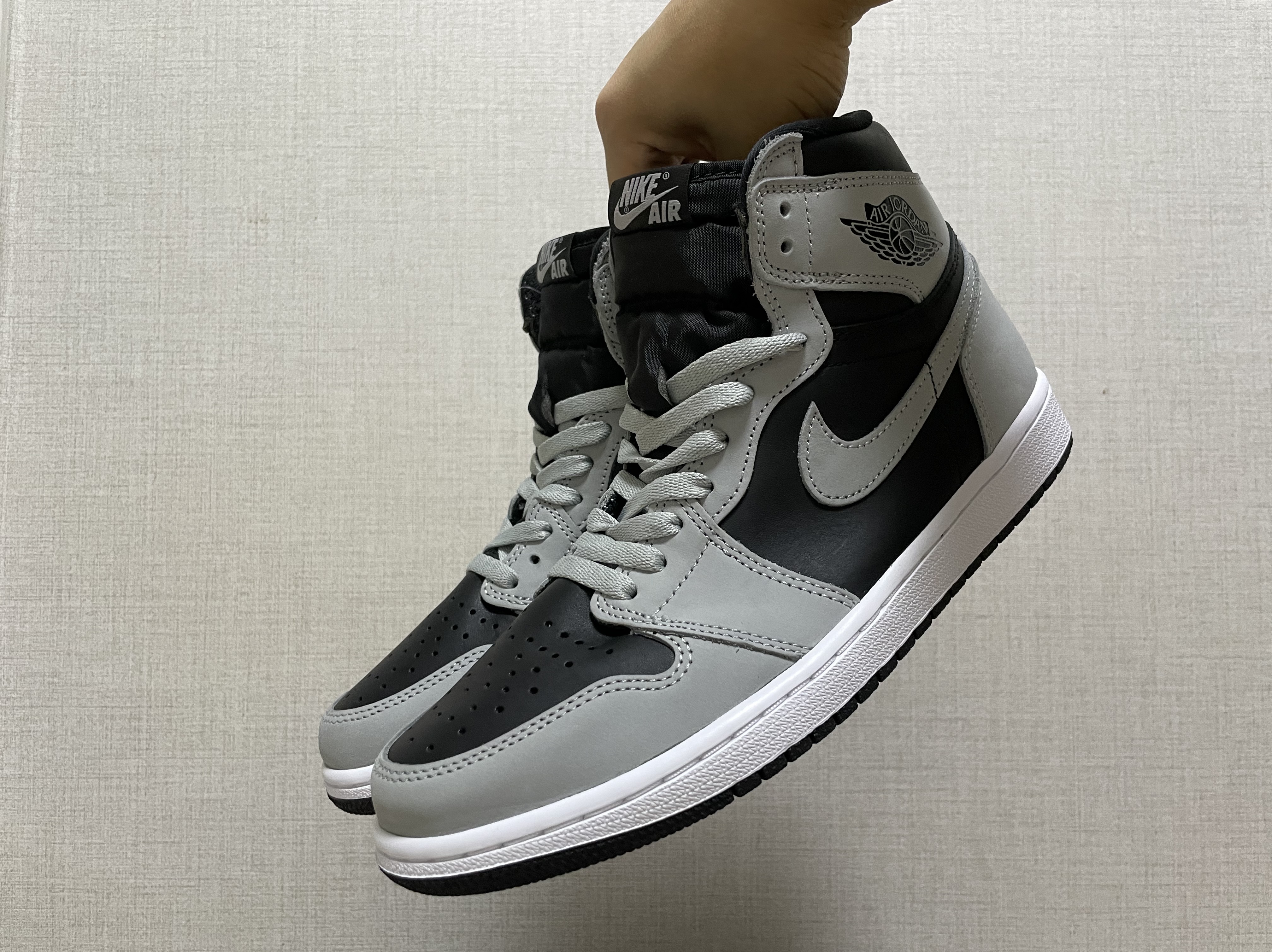 Jordan 1 Retro High OG Dark Marina Blue, Jordan 1 Retro High OG Pollen 착용 스타일 - 3