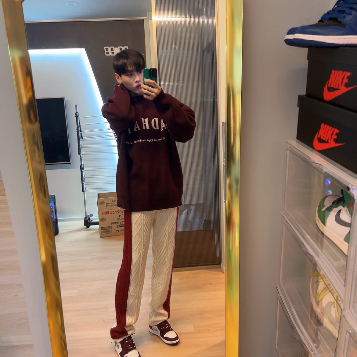 Jordan 1 Retro High OG Bordeaux 착용 스타일