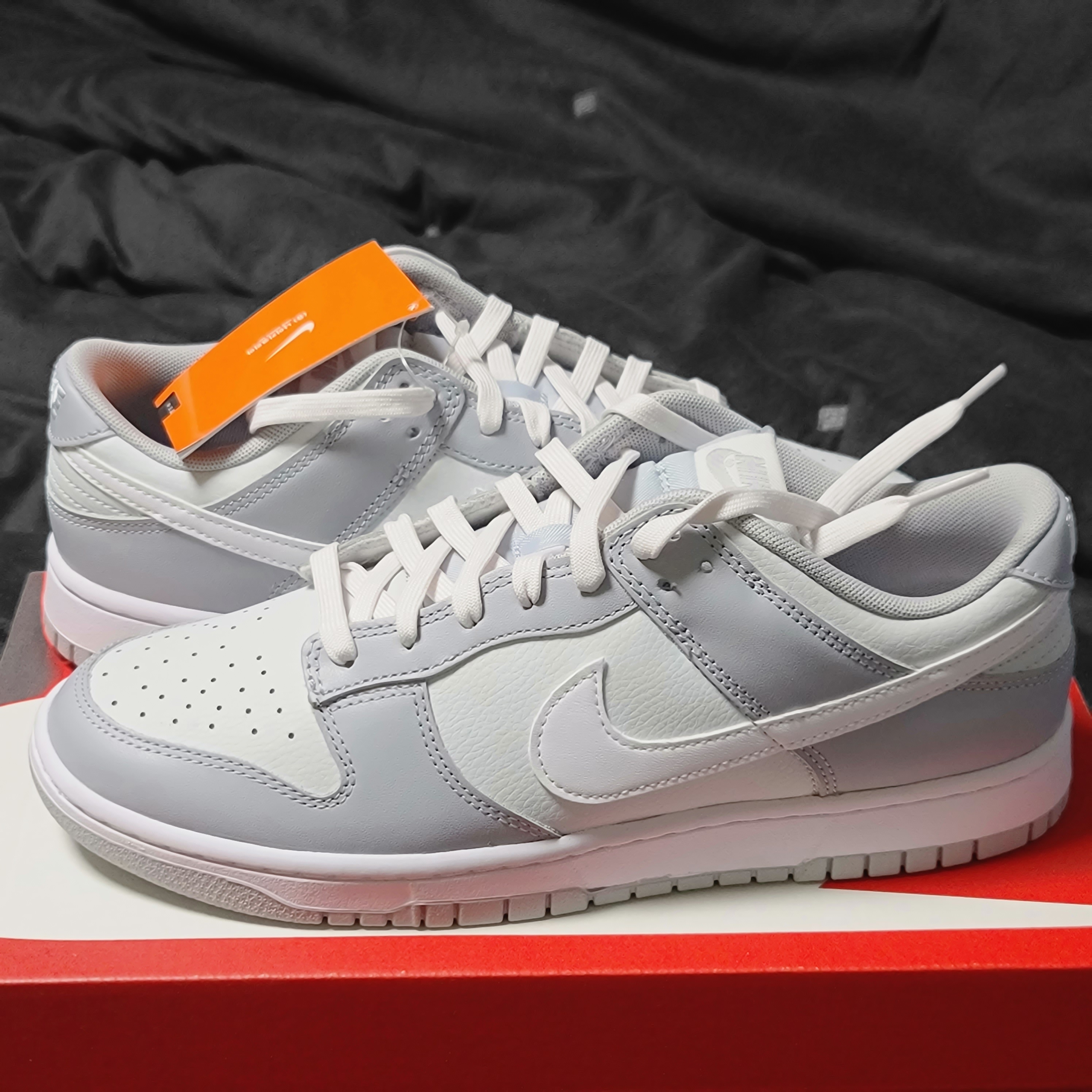 Nike Dunk Low Retro Wolf Grey 착용 스타일
