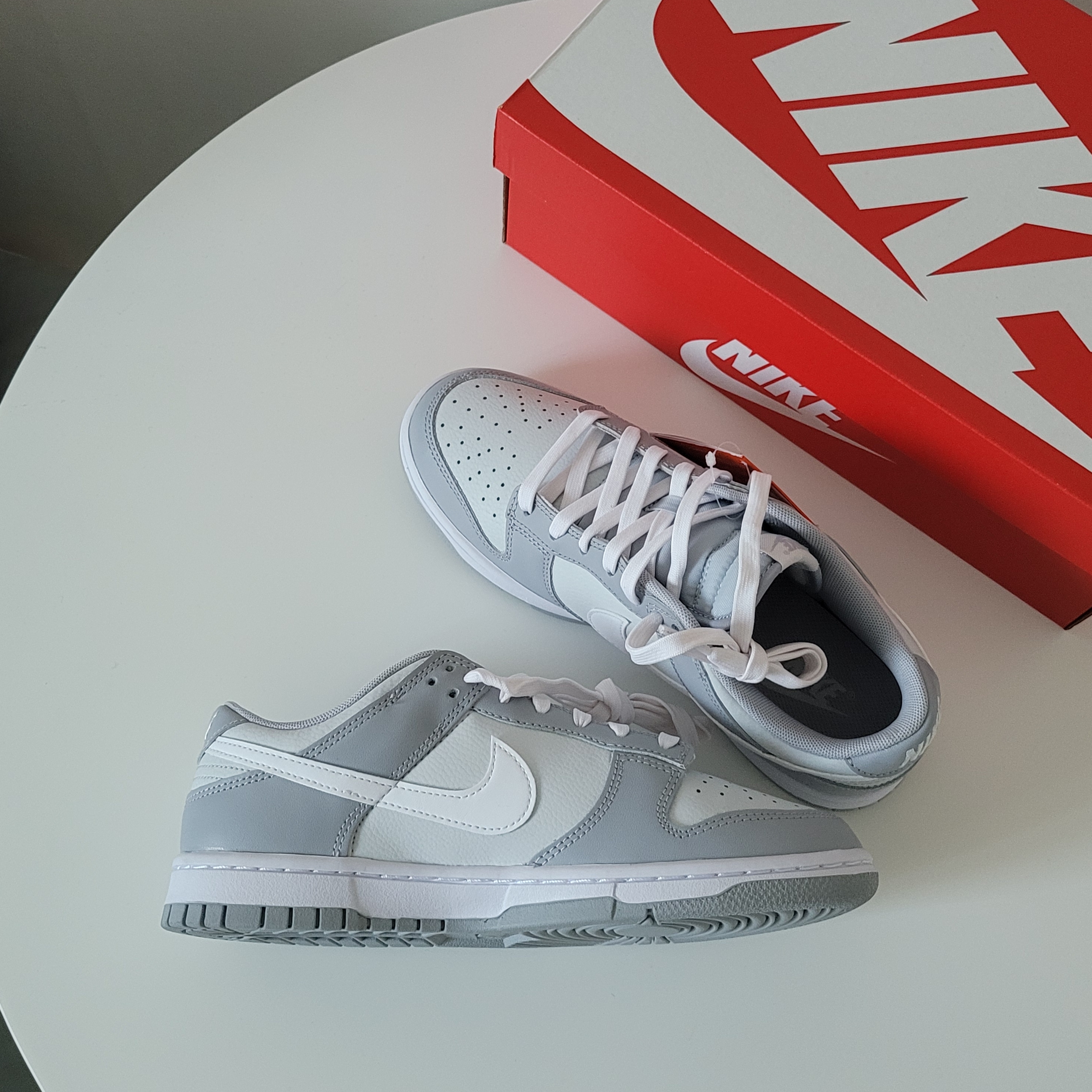 Nike Dunk Low Retro Wolf Grey 착용 스타일
