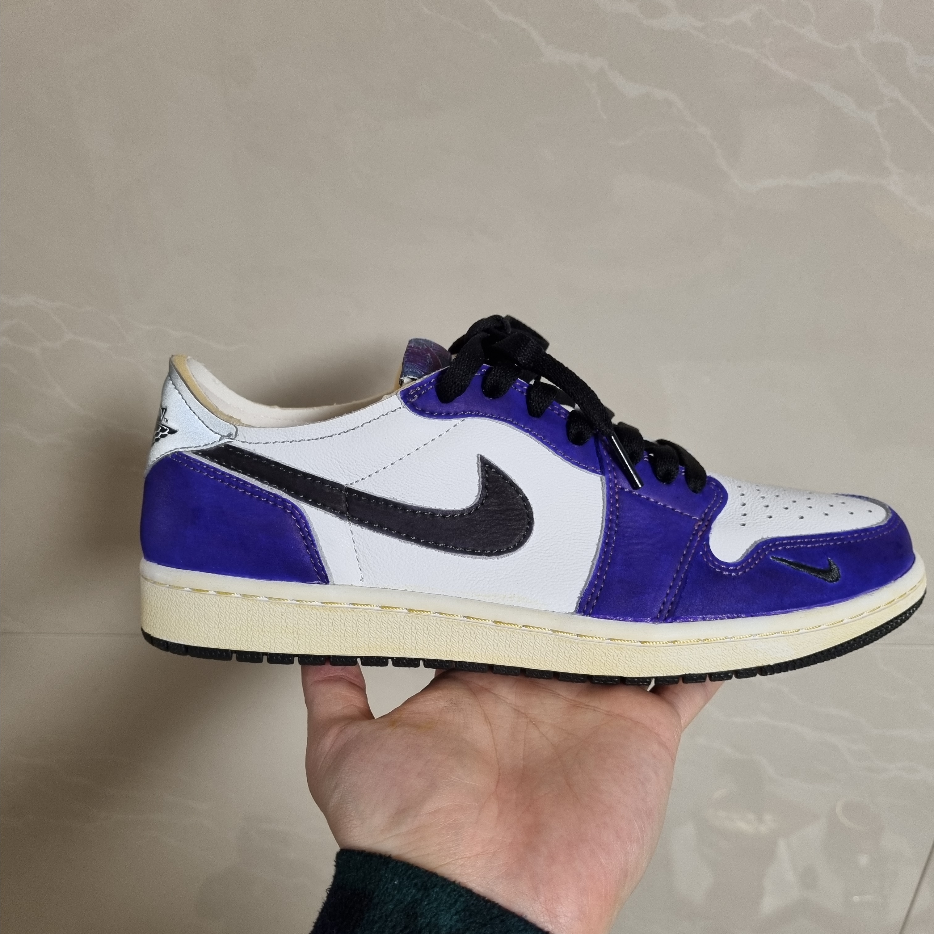Jordan 1 Low OG Ghost Green 착용 스타일 - 1