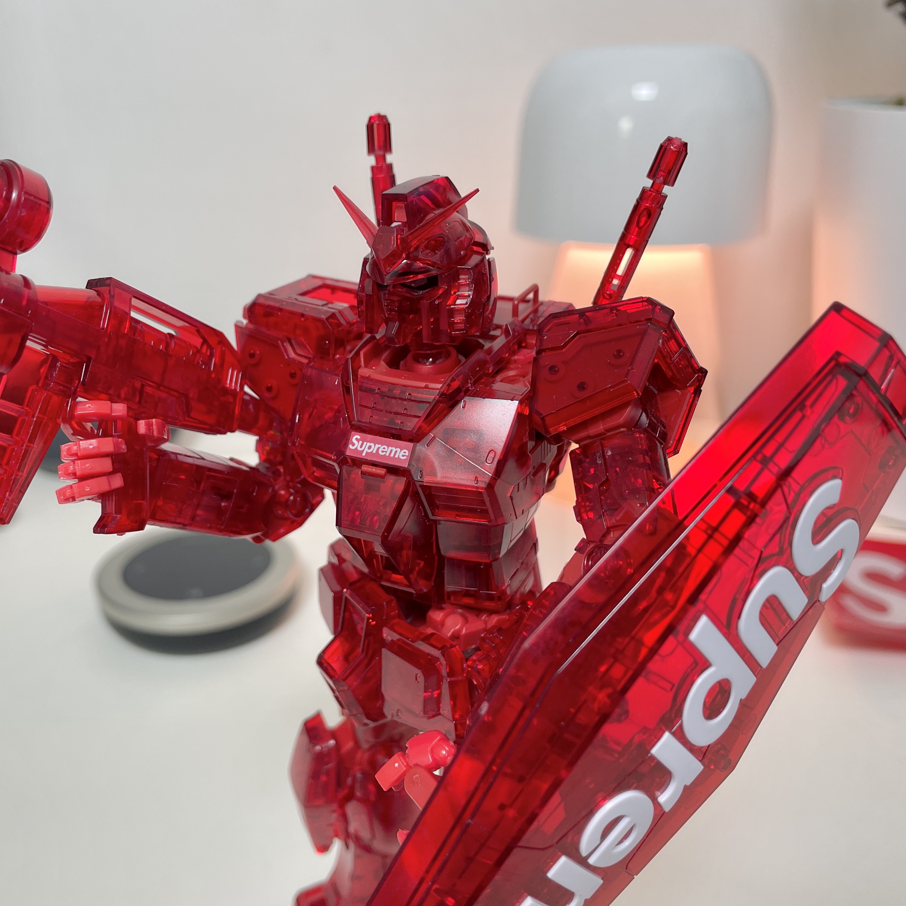 Supreme MG 1/100 RX-78-2 Gundam Ver. 3.0 착용 스타일 - 2