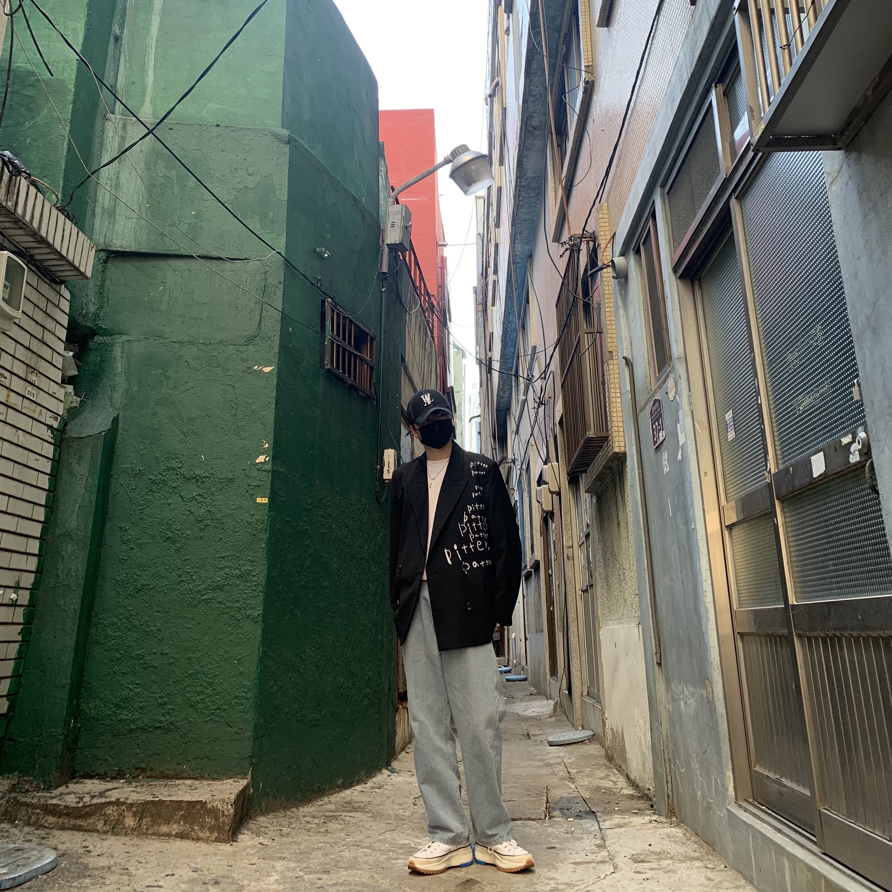 Converse x JW Anderson Run Star Hike Hi White 착용 스타일