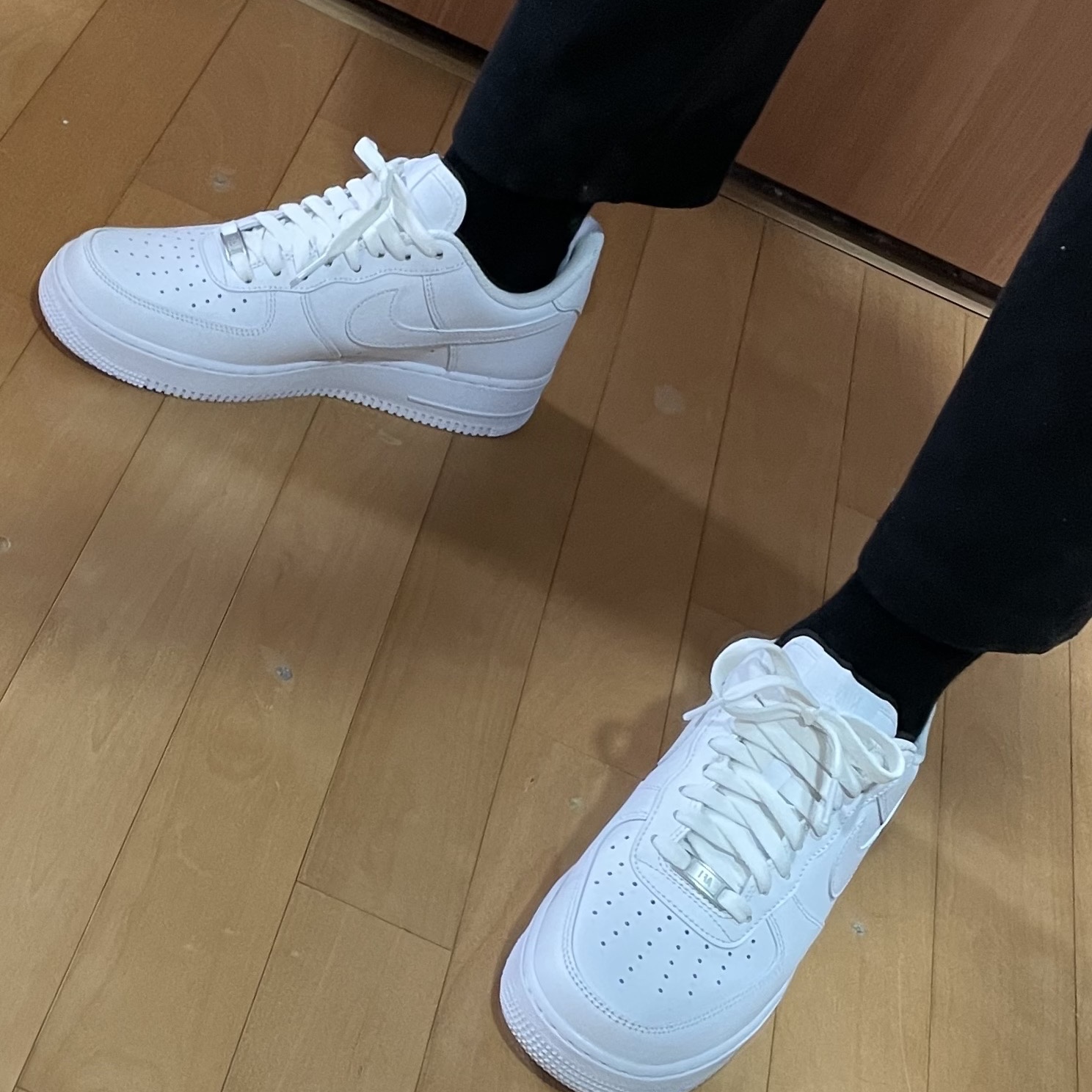 Nike Air Force 1 '07 Low White 착용 스타일 - 1