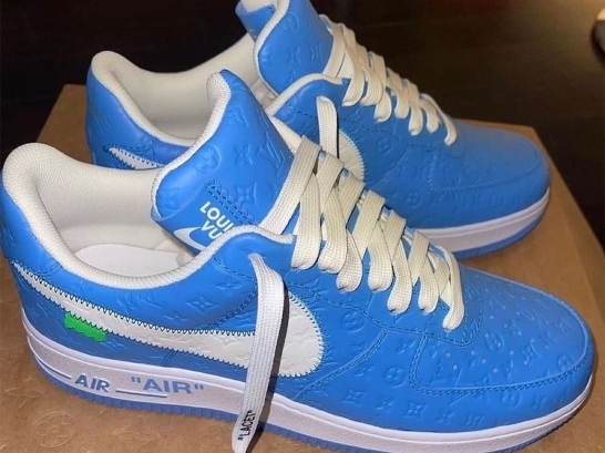 Nike Air Force 1 '07 Low University Blue 착용 스타일