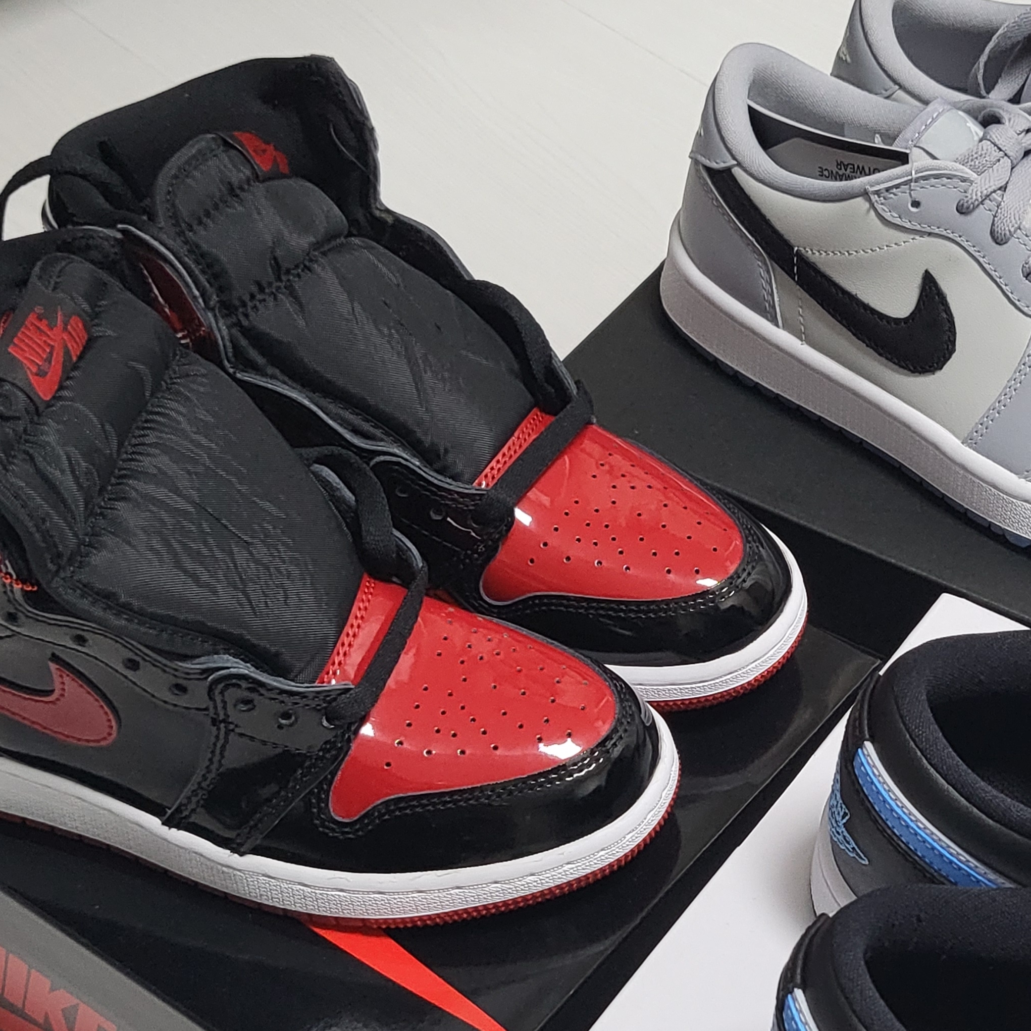Jordan 1 Retro High OG Patent Bred 착용 스타일