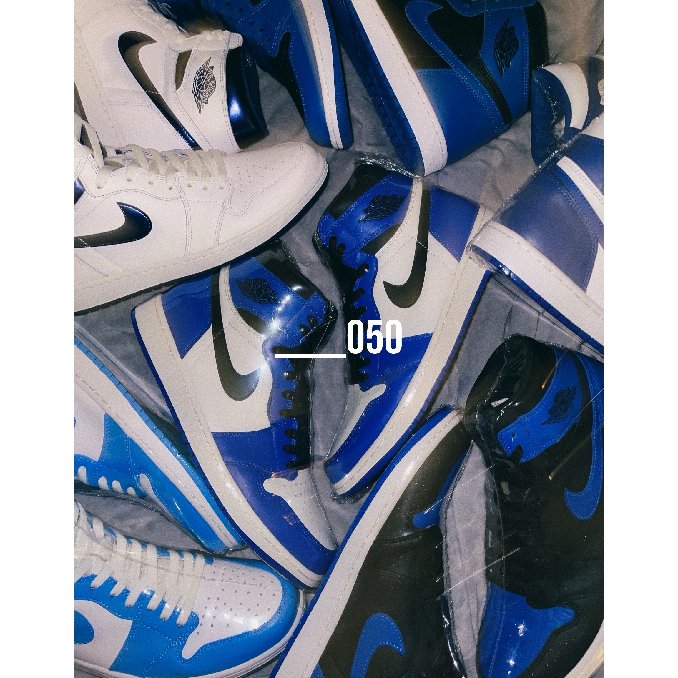 Jordan 1 Retro Storm Blue, Jordan 1 Retro High Game Royal μ°©μ© μ€νμΌ - 1