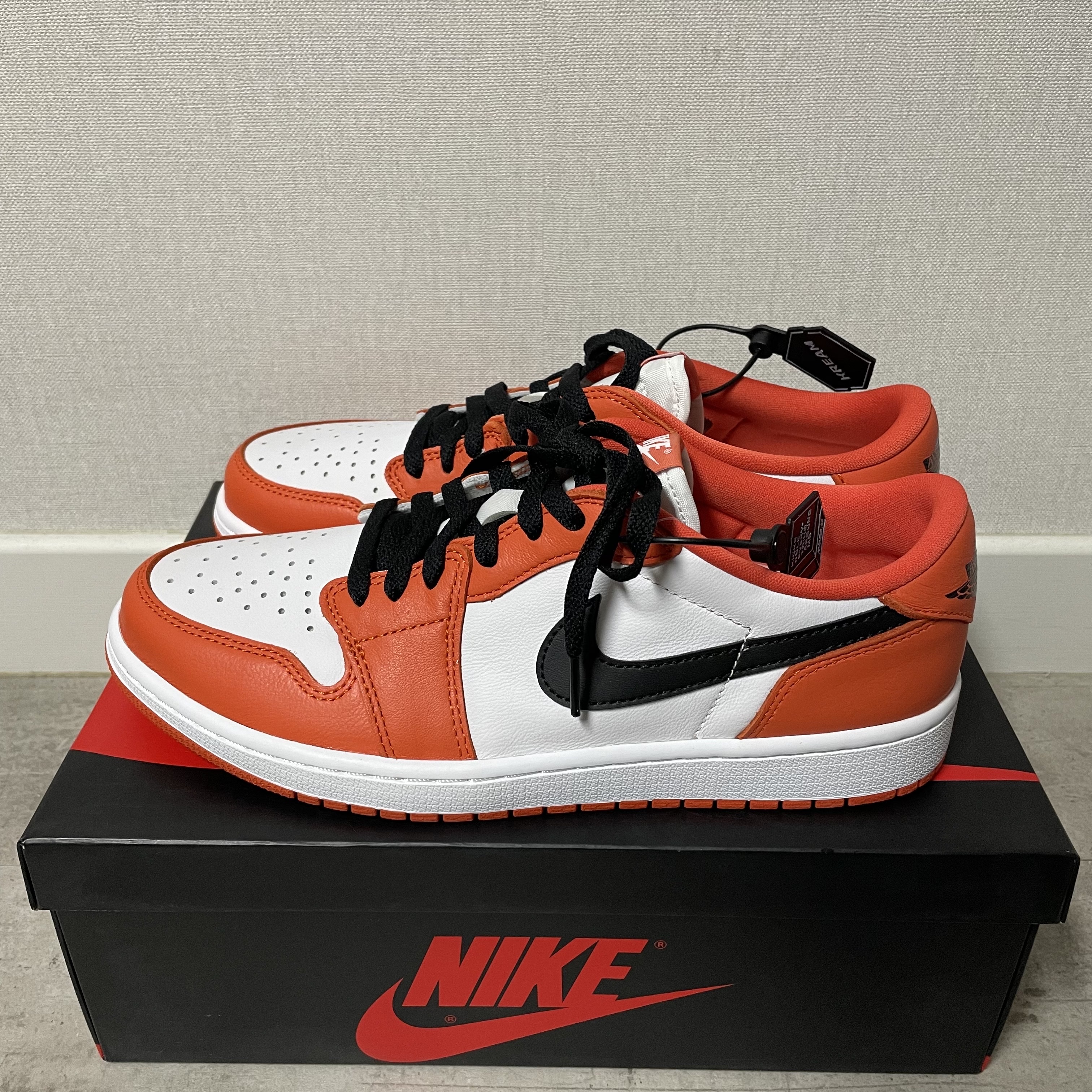 Jordan 1 Low OG Starfish 착용 스타일 - 1