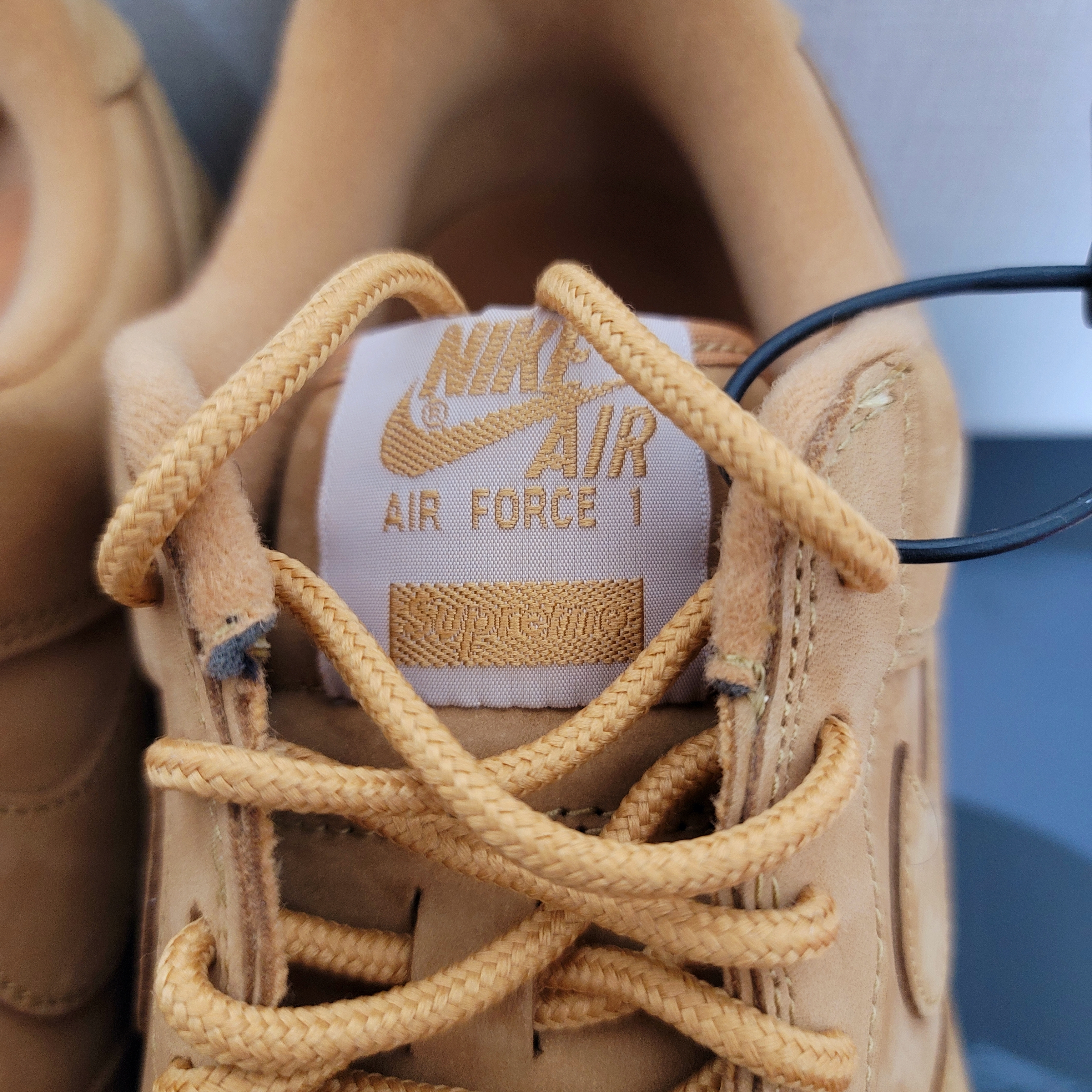 Nike x Supreme Air Force 1 Low Flax 착용 스타일 - 3