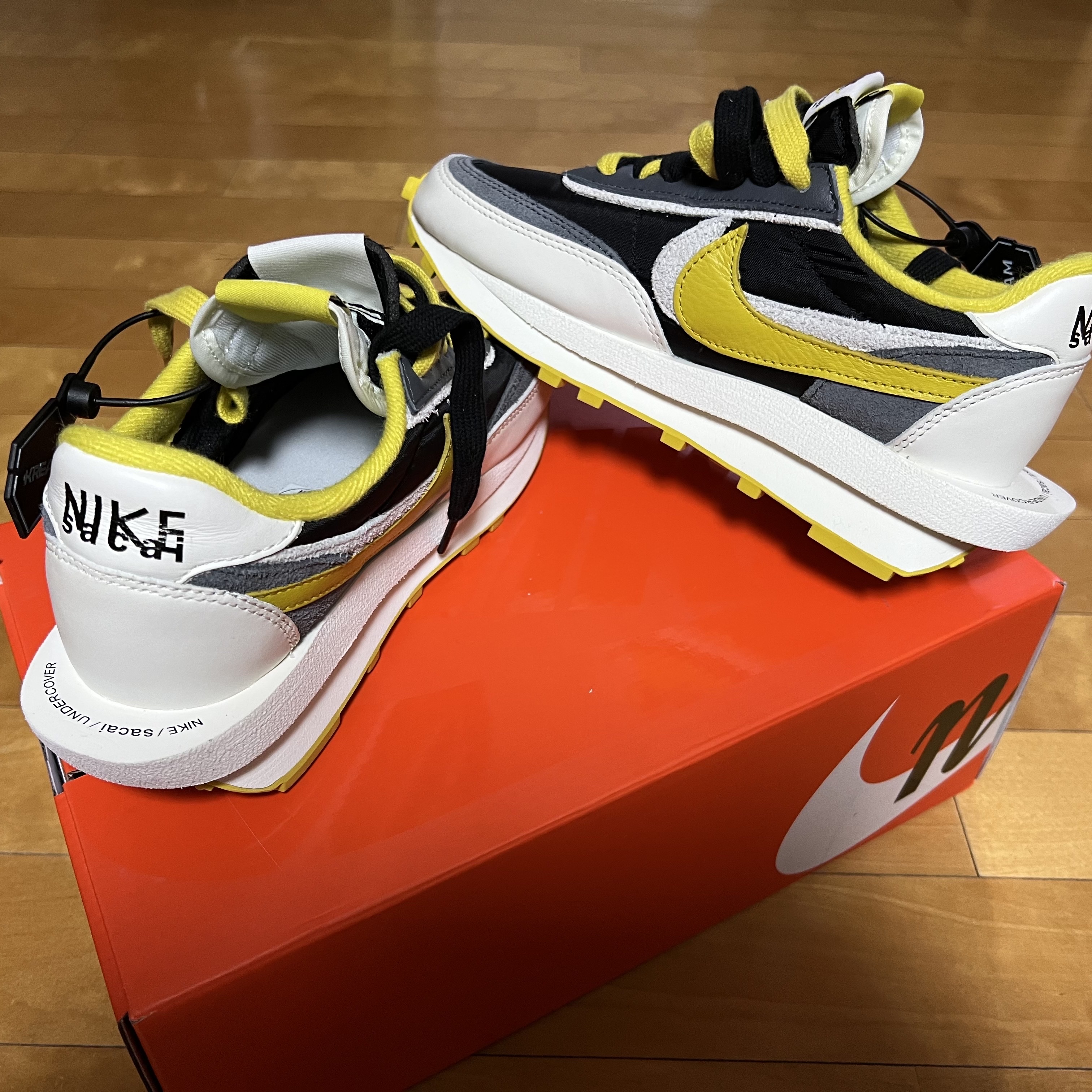 Nike x Sacai x Undercover LDWaffle Black Bright Citron 착용 스타일