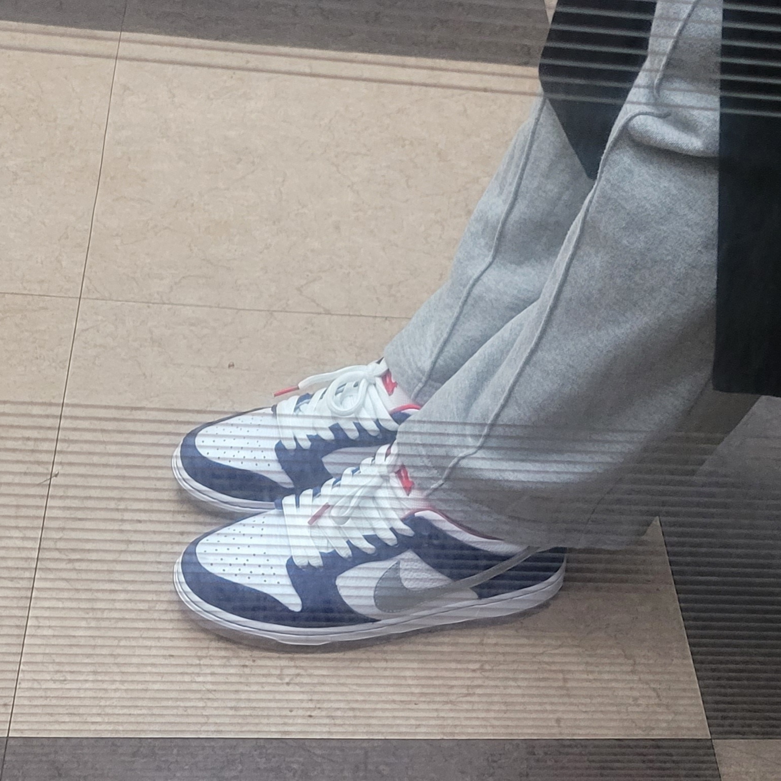 Nike Dunk SB Low Ishod Wair BMW 착용 스타일