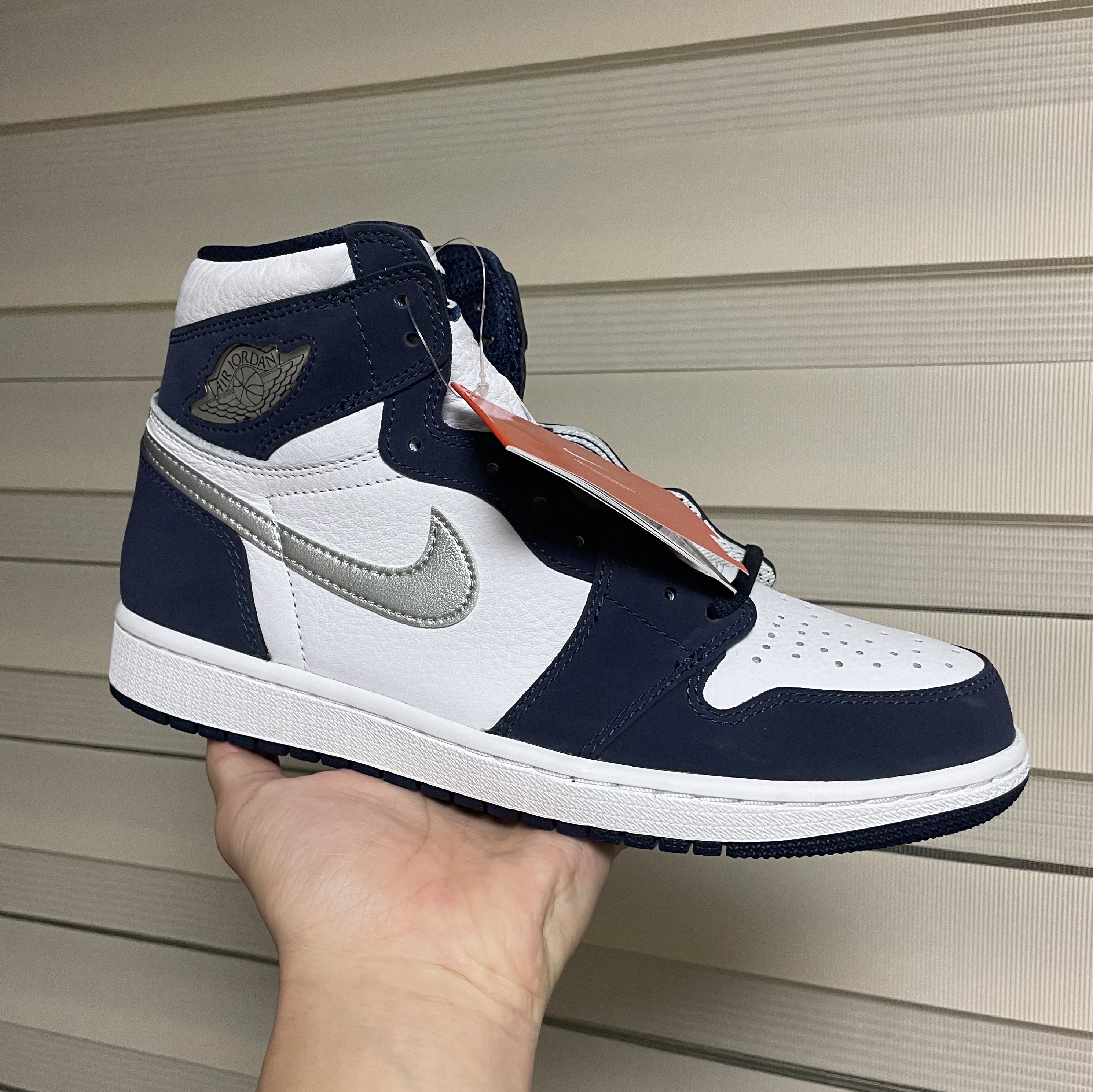 Jordan 1 Retro High OG CO.JP Midnight Navy 착용 스타일