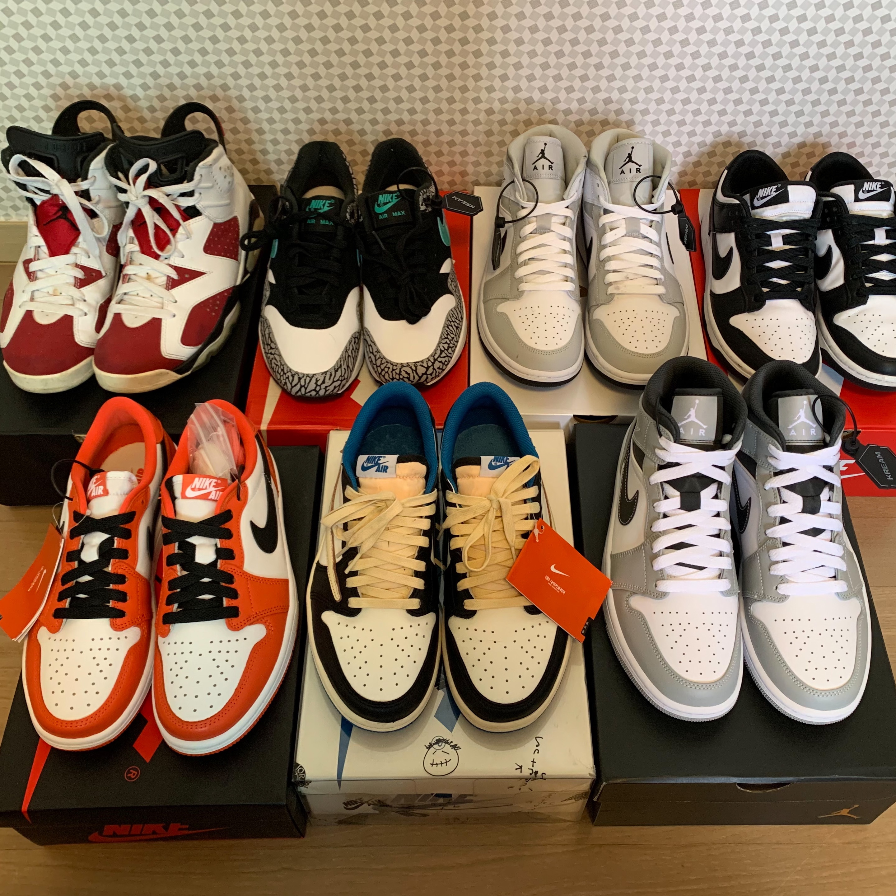 Jordan 6 Retro Carmine 2014, NIke x Atmos Air Max 1 Elephant 2017 착용 스타일