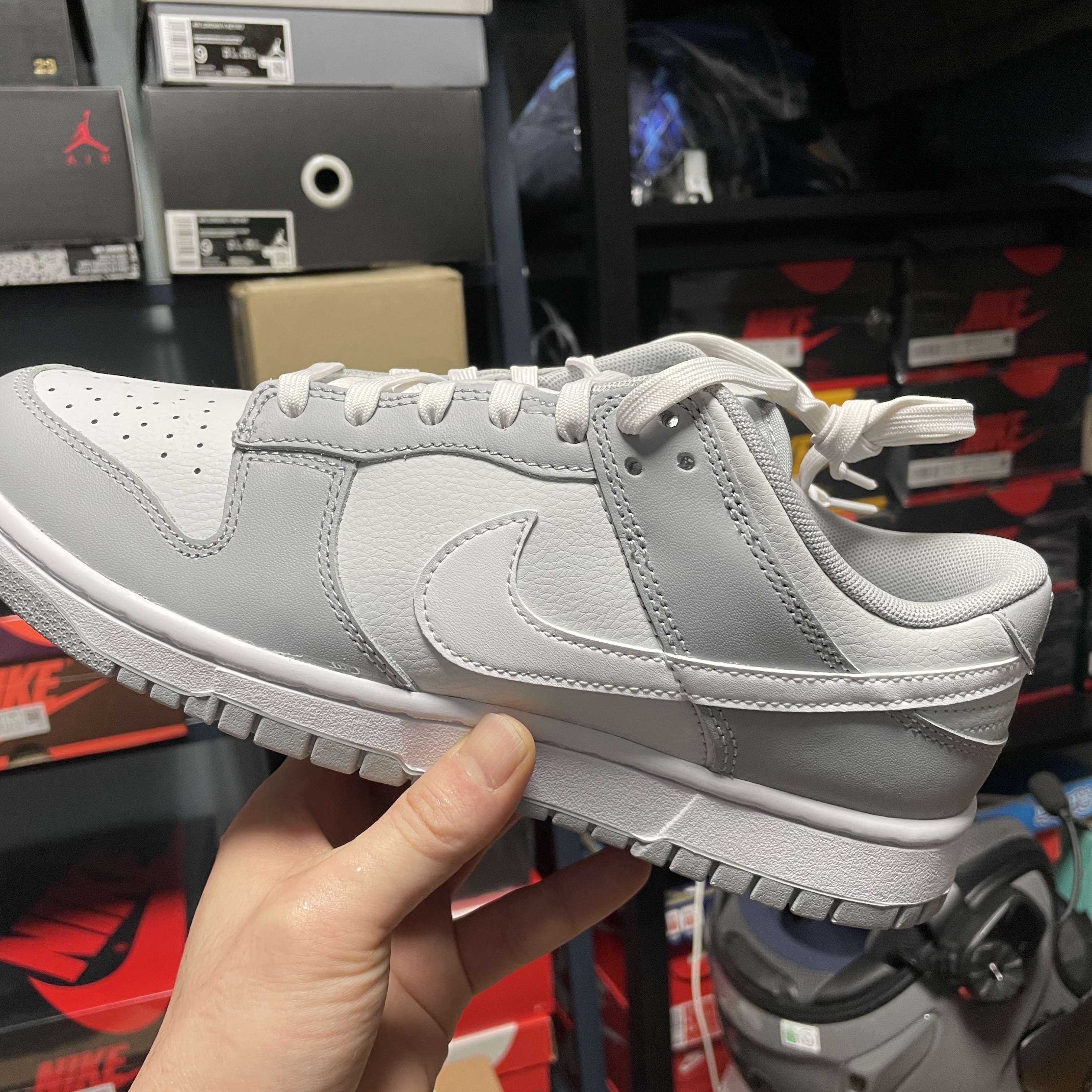 Nike Dunk Low Retro Wolf Grey 착용 스타일