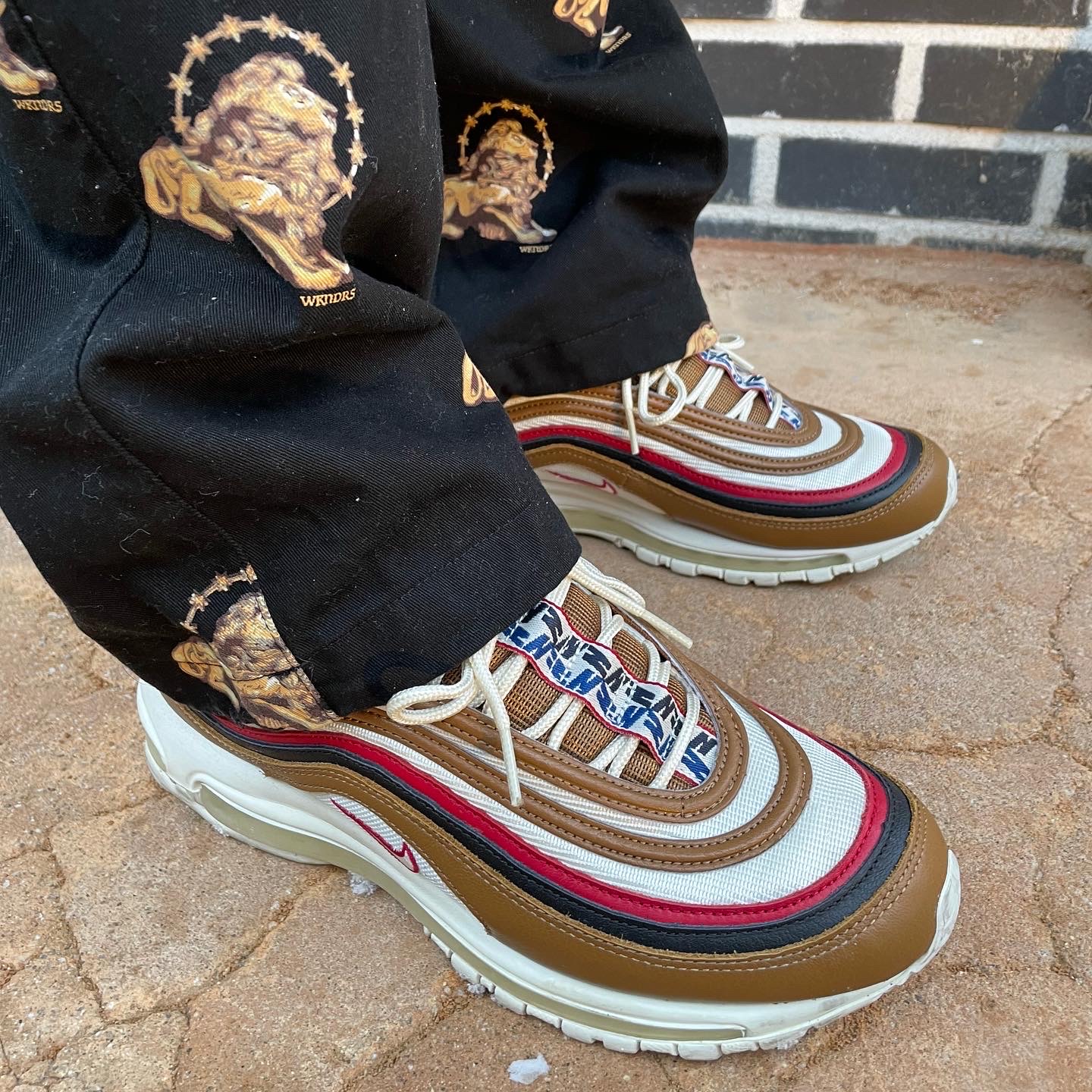 Nike Air Max 97 Pull Tab Brown 착용 스타일 - 3