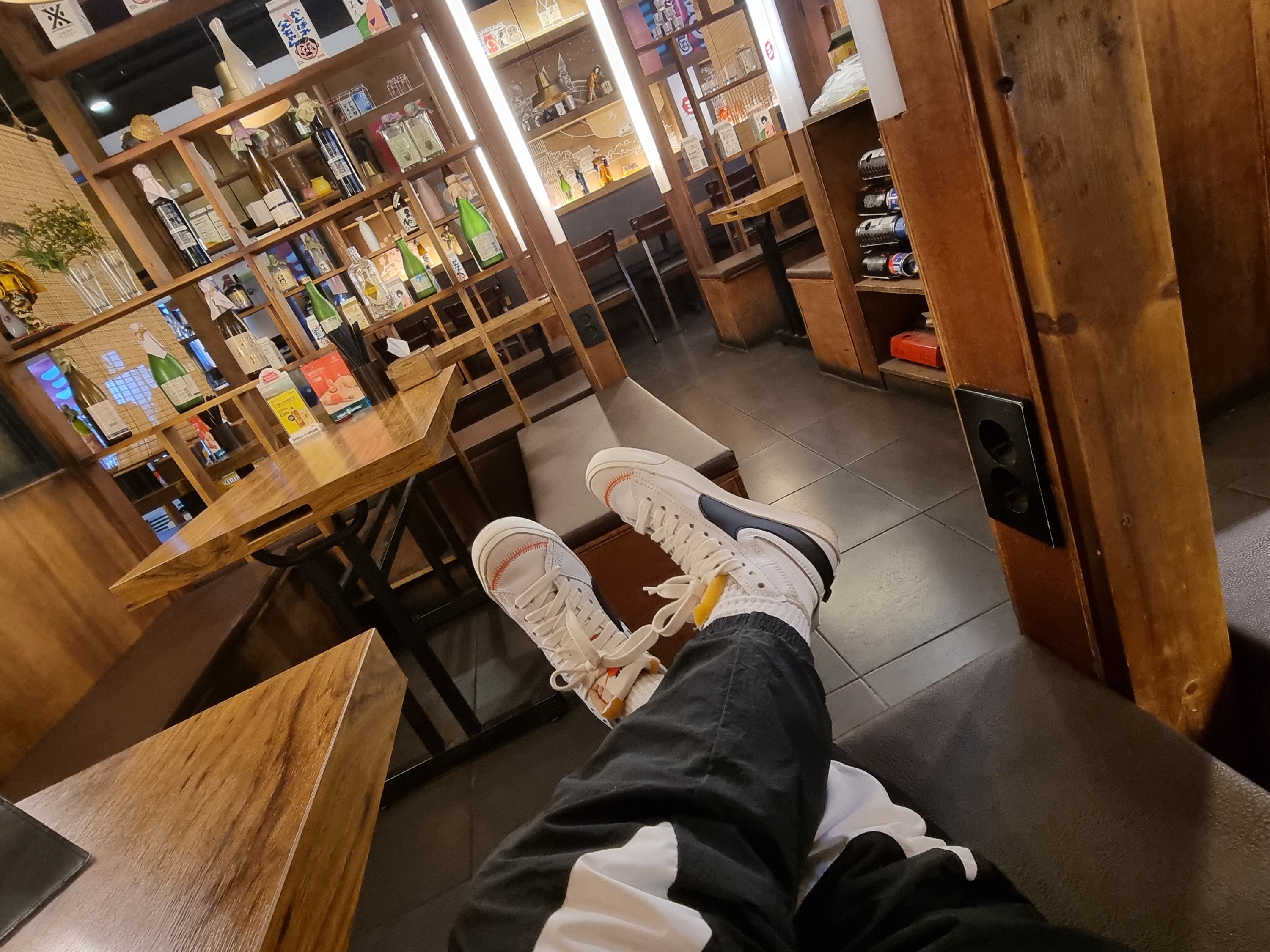 Nike Blazer Mid '77 Jumbo White and Black 착용 스타일
