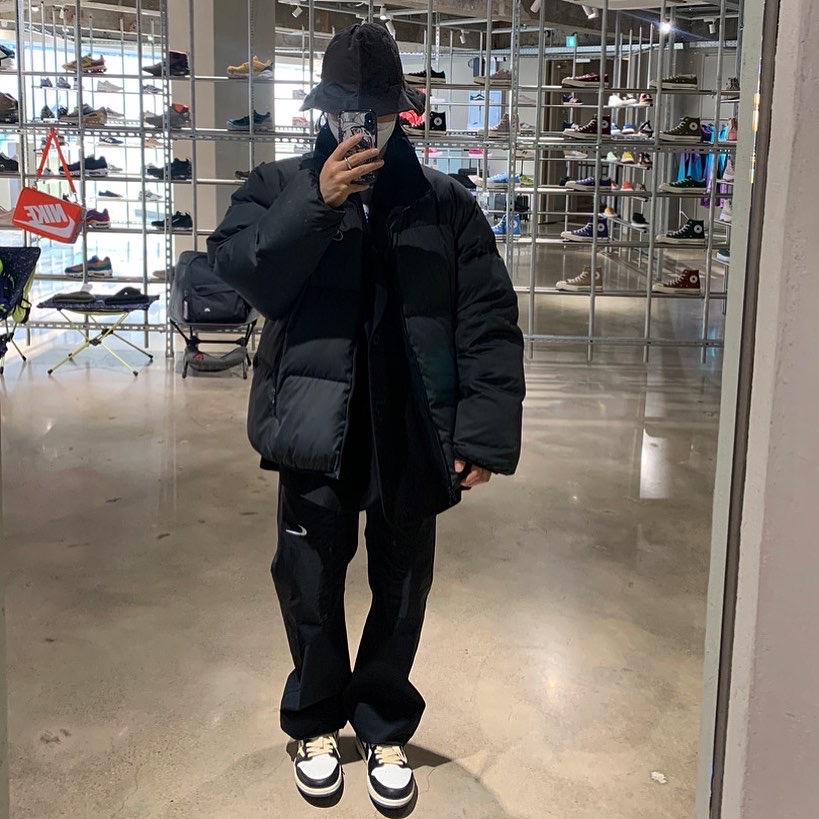 Supreme x Nike Reversible Puffy Jacket Black - 21SS, Nike x Off-White NRG Pants Black 착용 스타일 - 1