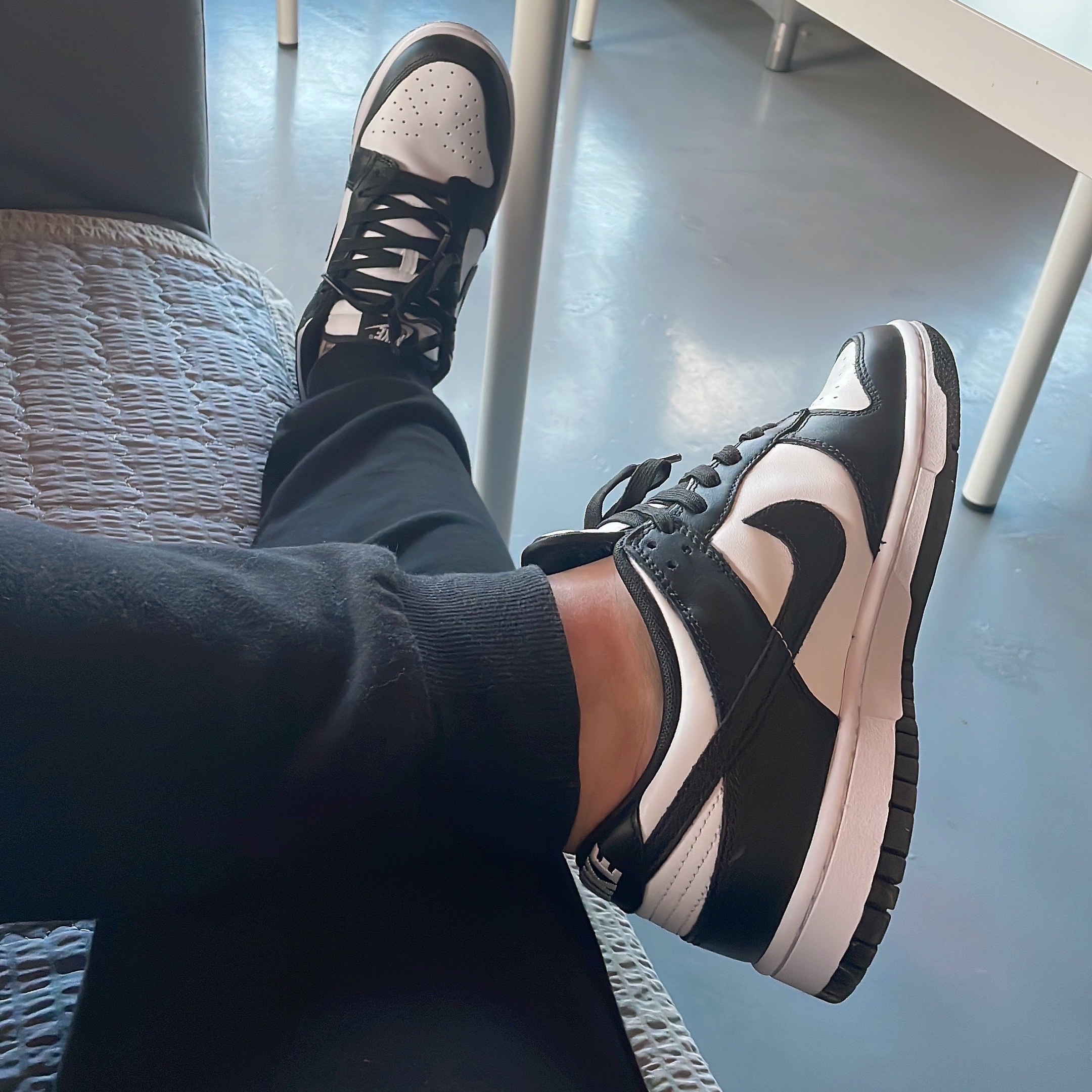Nike Dunk Low Retro Black 착용 스타일