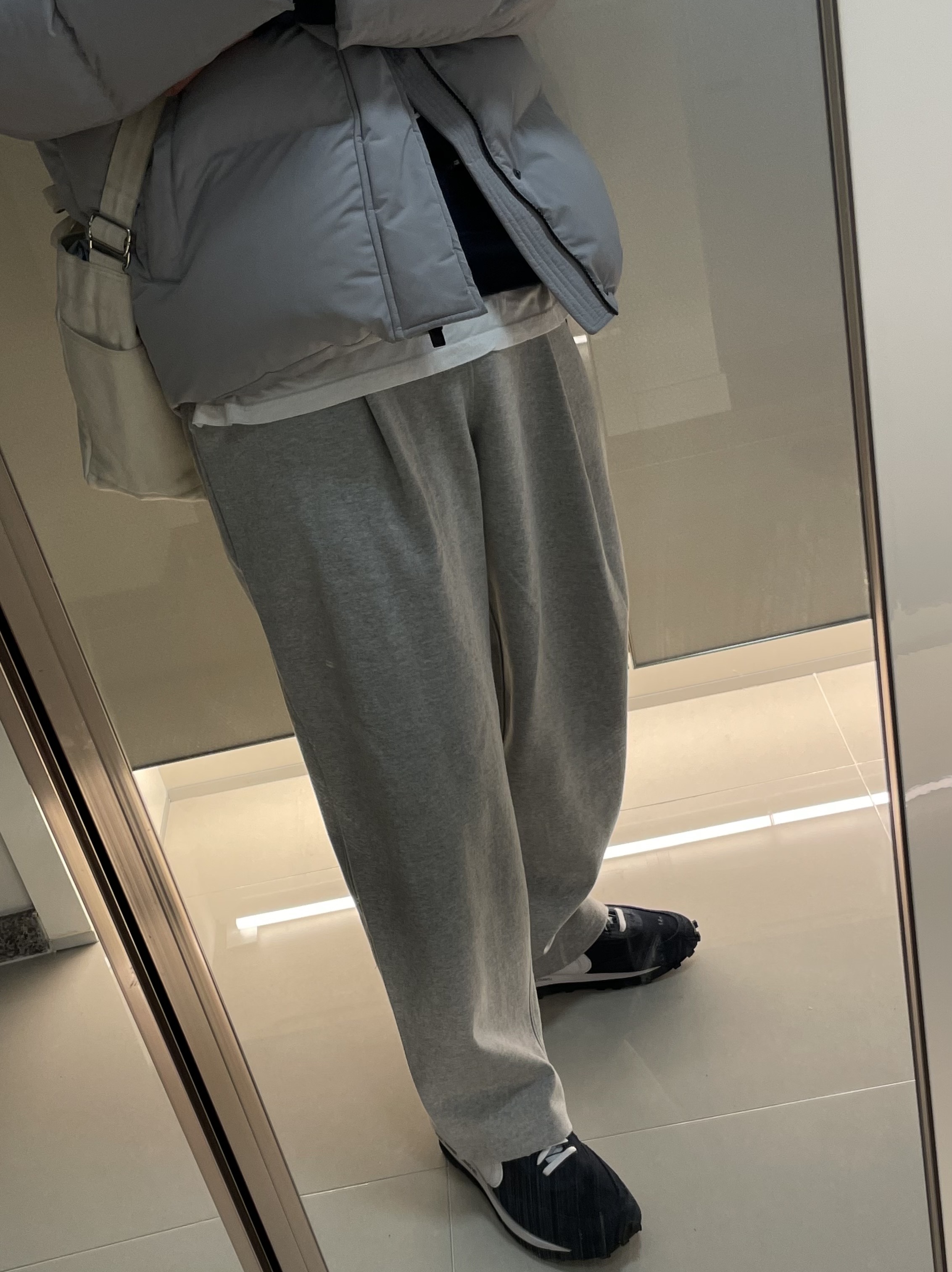 Nike x Sacai x Fragment LDWaffle Blackened Blue 착용 스타일 - 2
