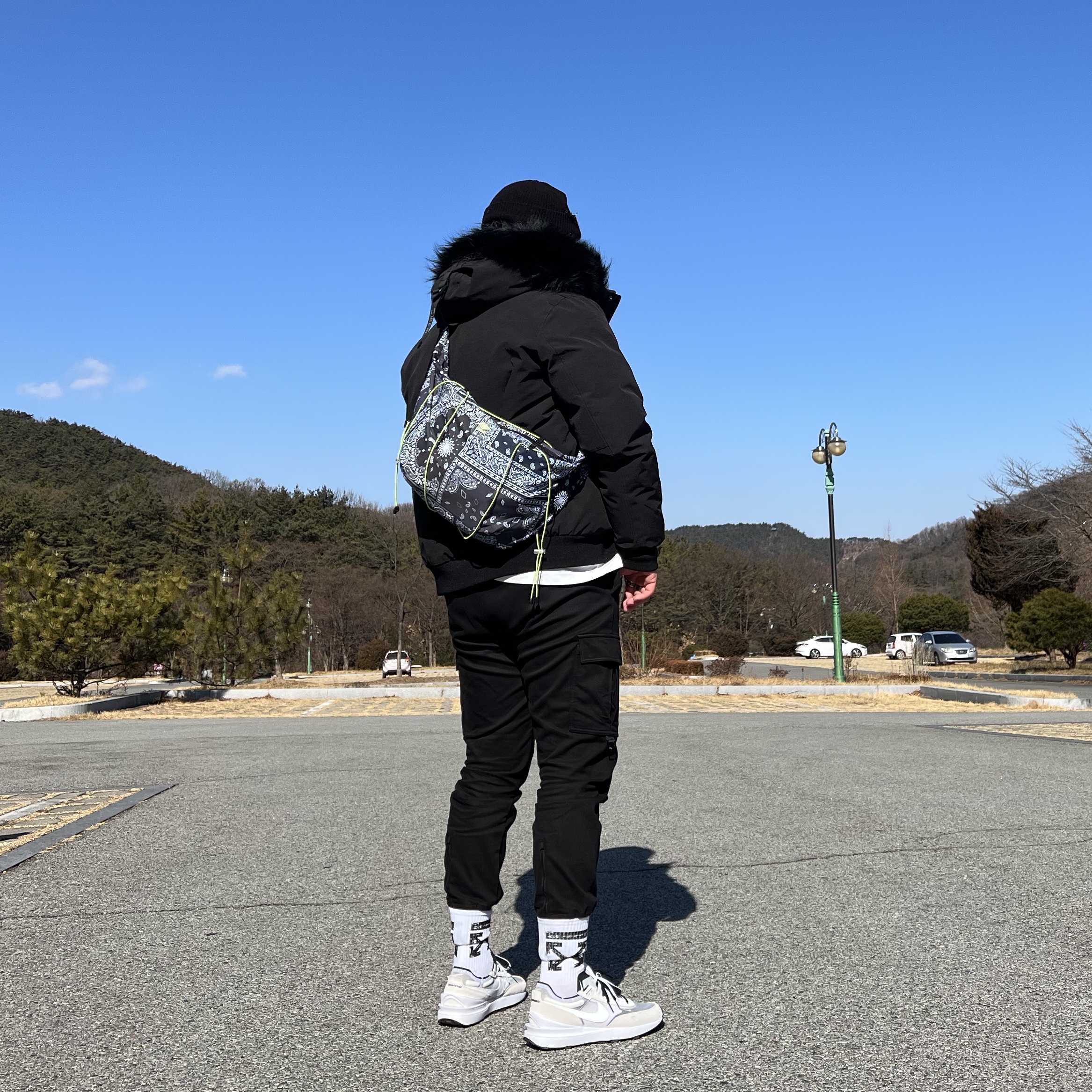 Nike Waffle One Infinite Lilac 착용 스타일