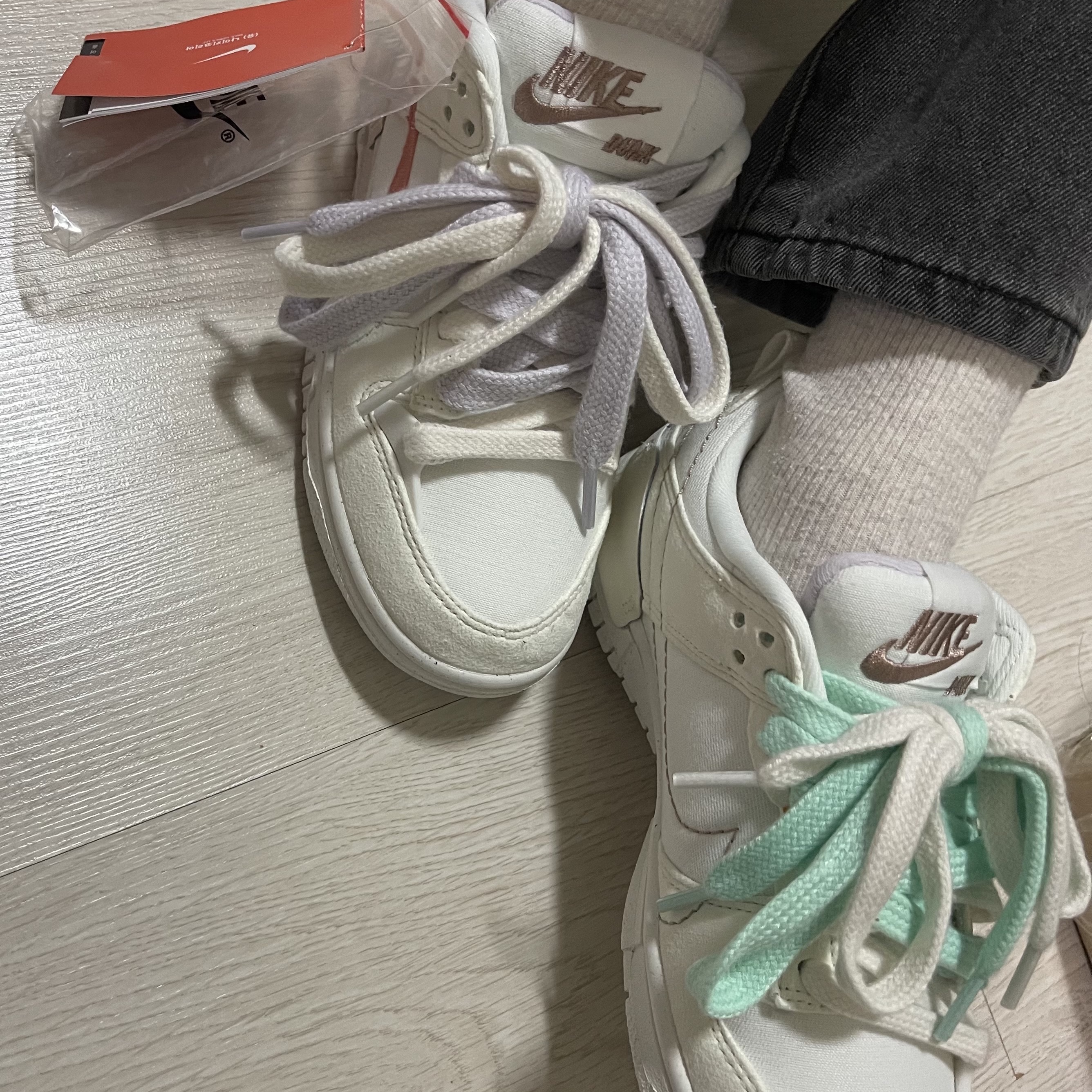 (W) Nike Dunk Low Disrupt 2 Pale Ivory Sail 착용 스타일 - 2