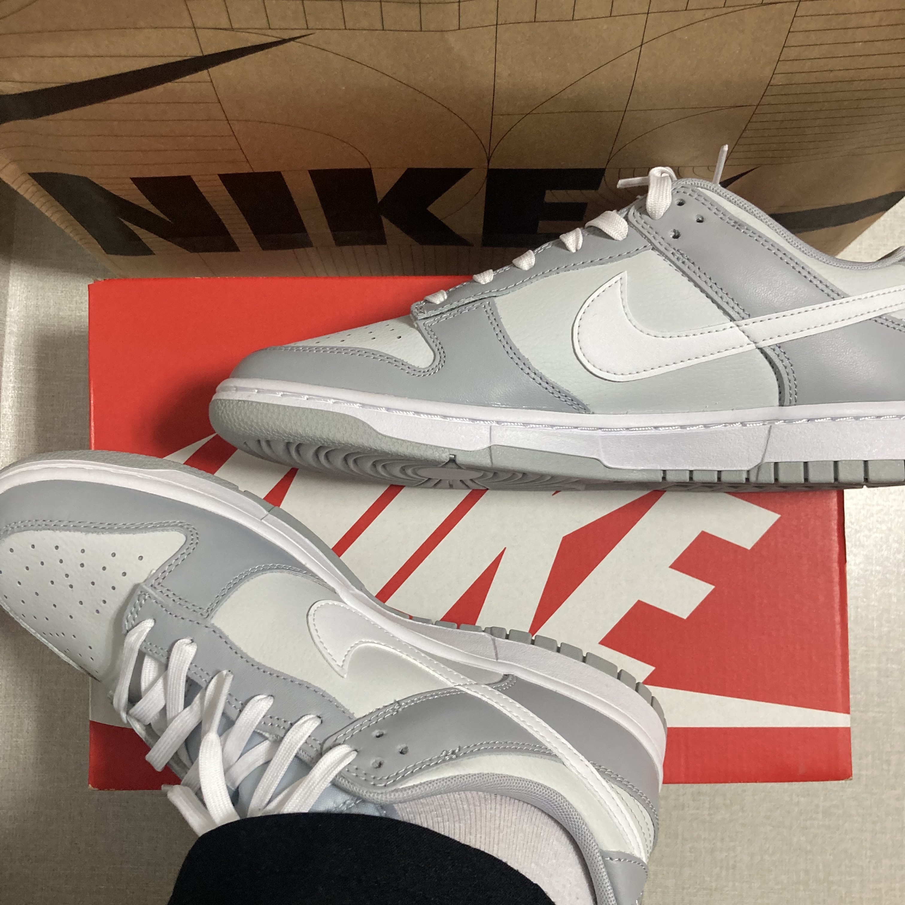 Nike Dunk Low Retro Wolf Grey 착용 스타일 - 1