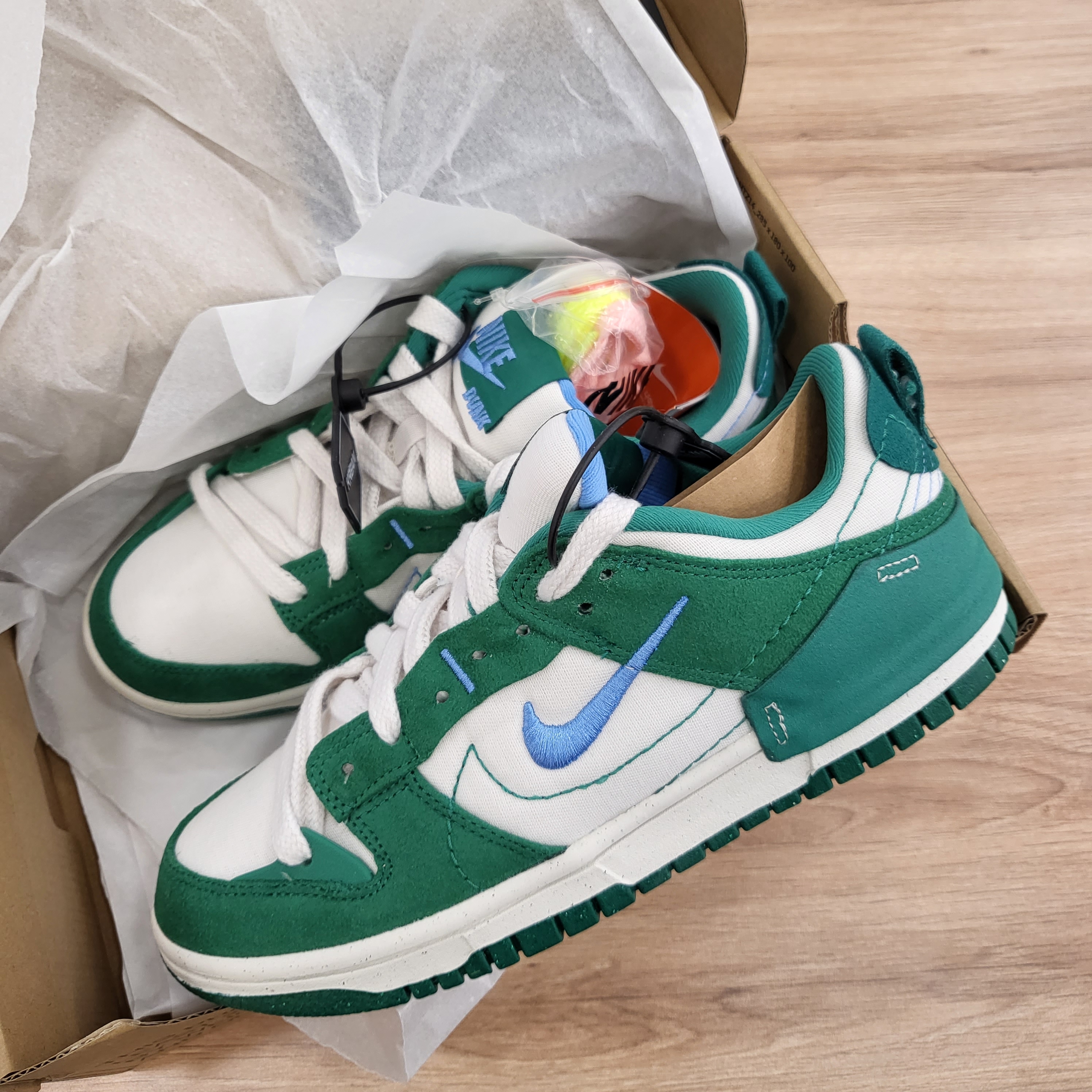 (W) Nike Dunk Low Disrupt 2 Phantom University Blue 착용 스타일