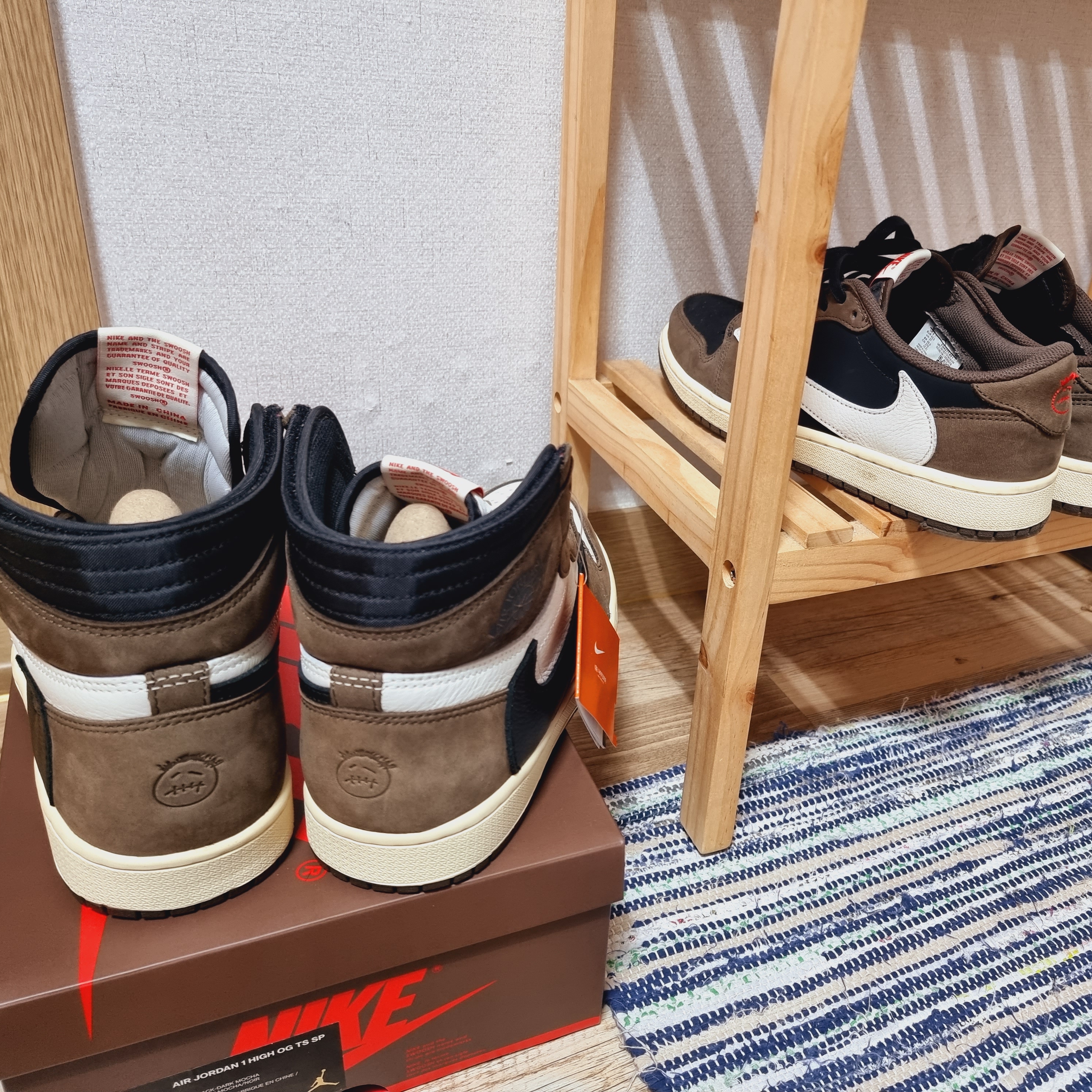 Jordan 1 x Travis Scott Retro Low OG SP Mocha, Jordan 1 x Travis Scott Retro High OG SP Mocha 착용 스타일