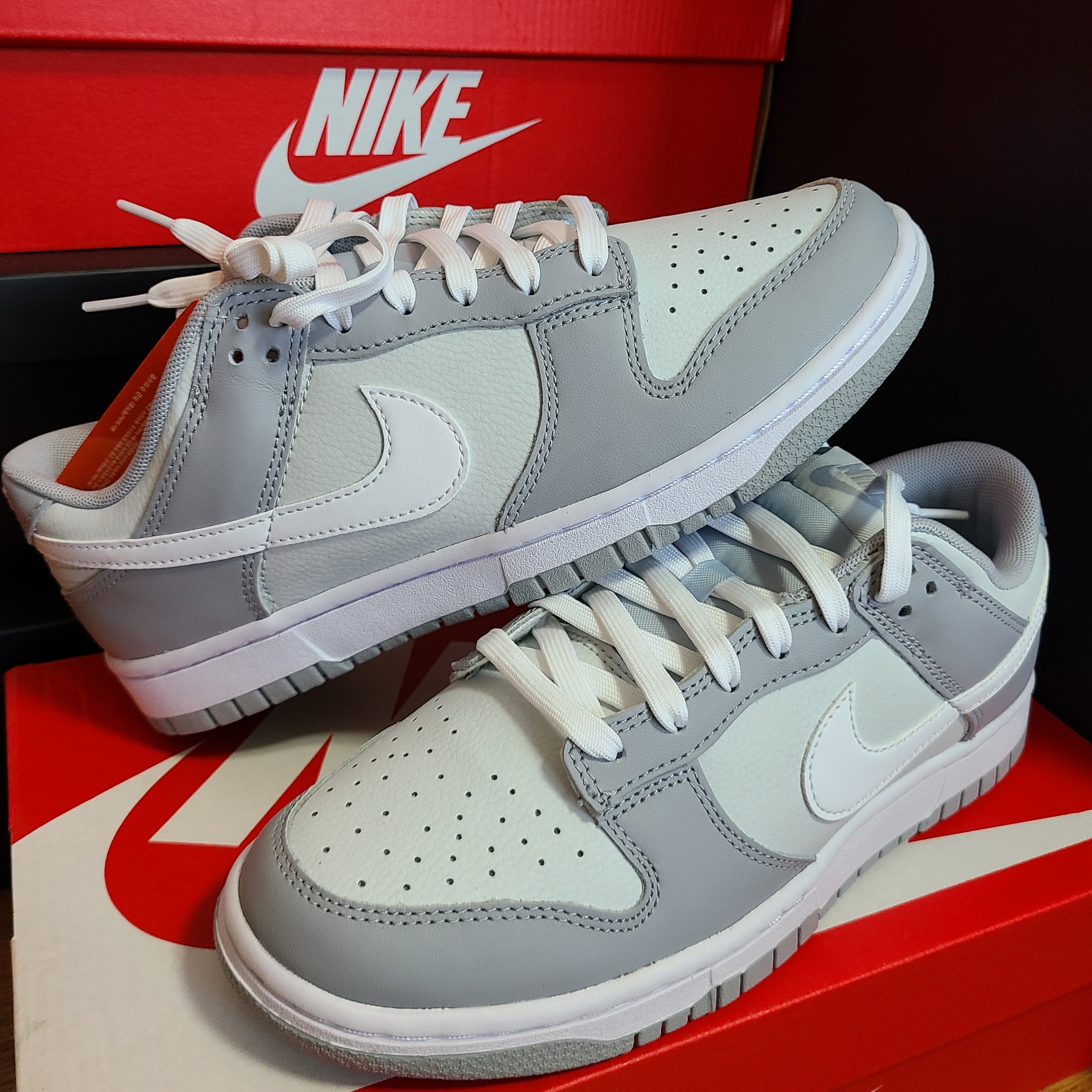 Nike Dunk Low Retro Wolf Grey 착용 스타일