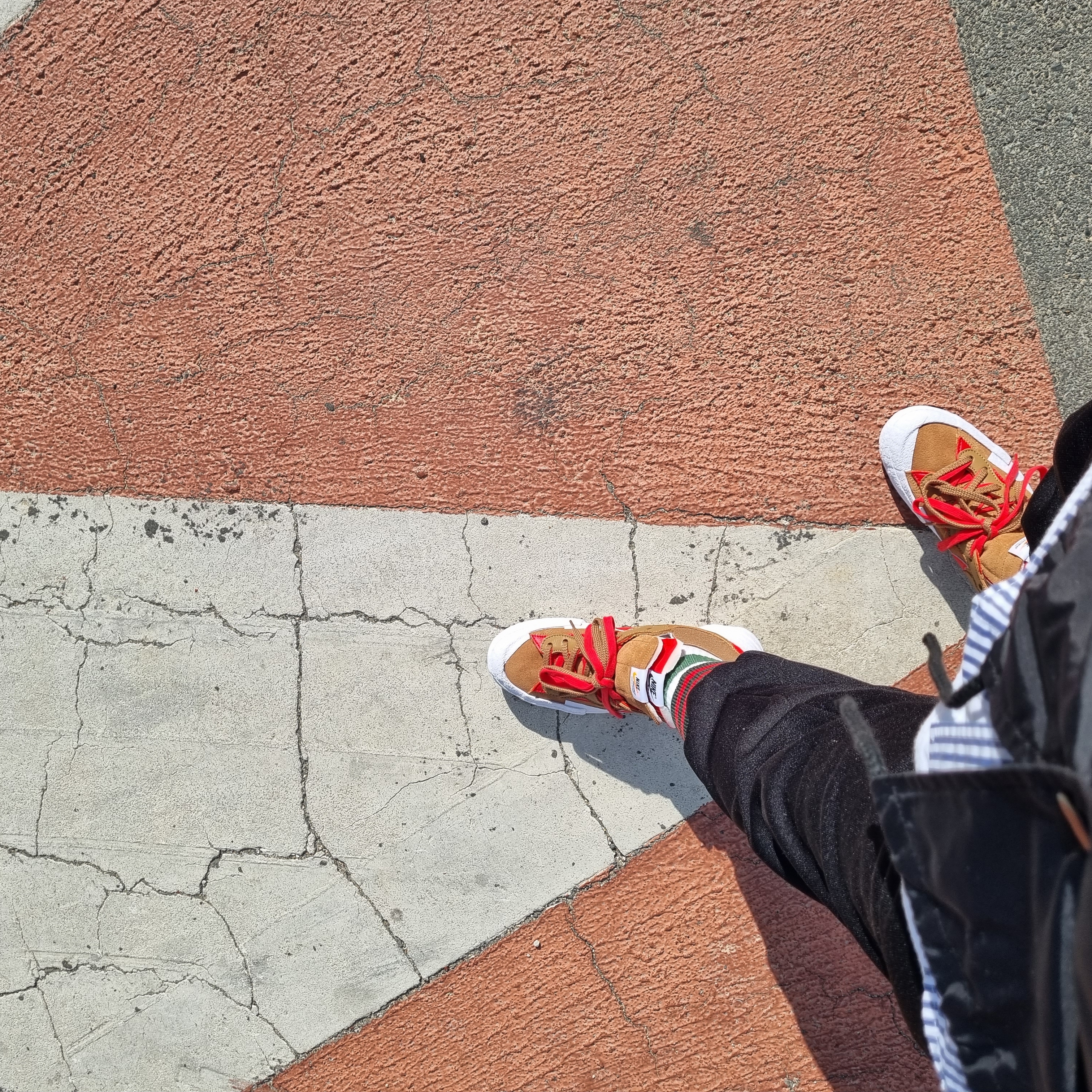 Nike x Sacai Blazer Low British Tan 착용 스타일