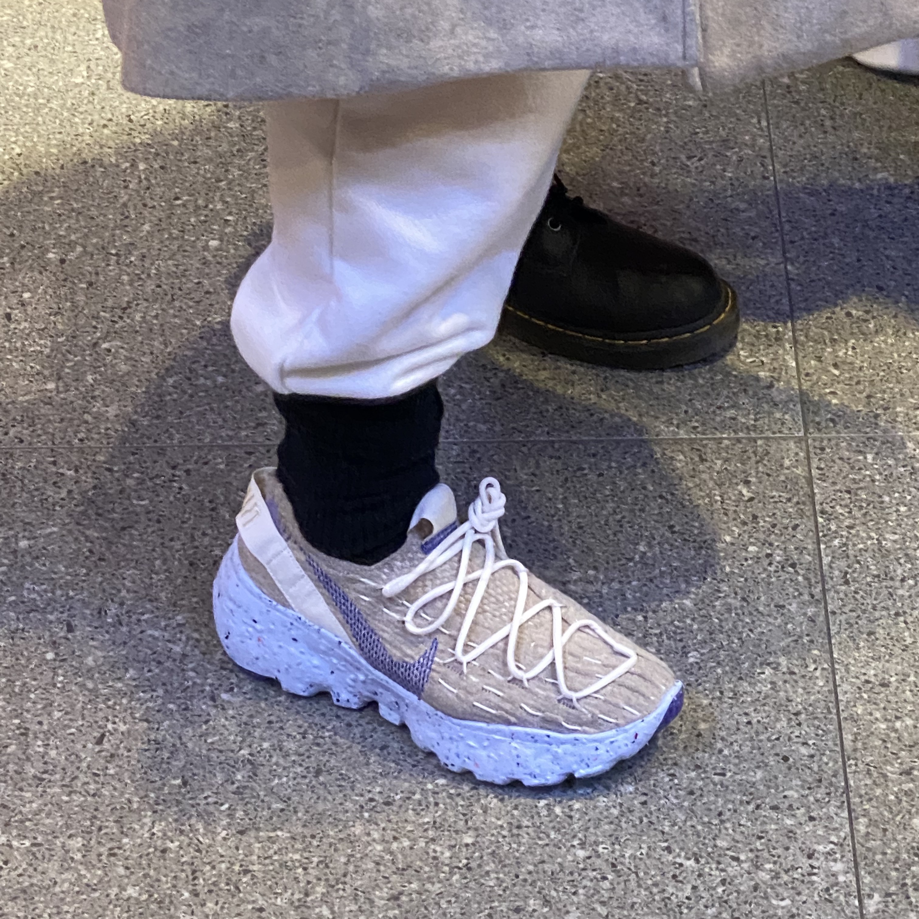 Nike Space Hippie 04 Astronomy Blue 착용 스타일