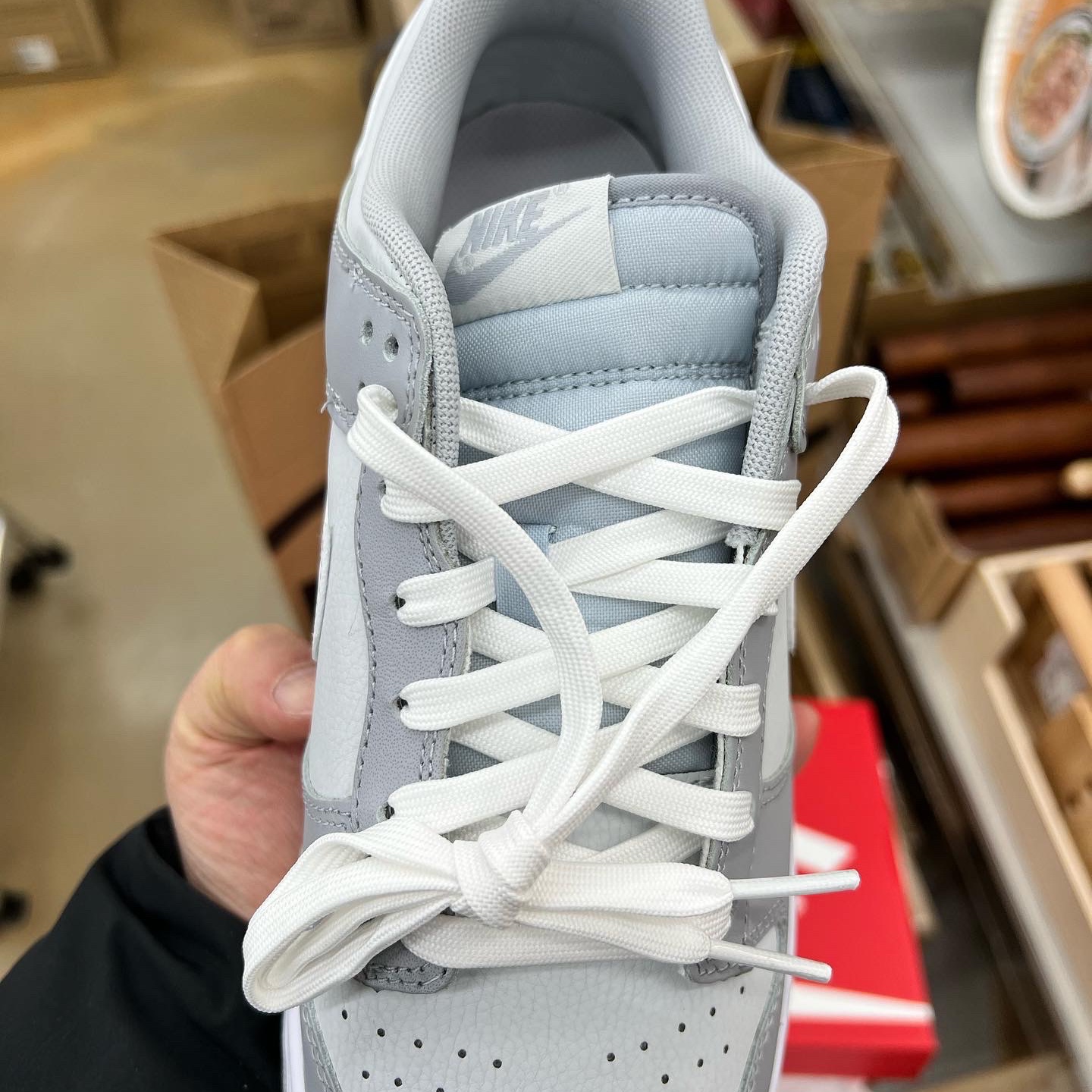 Nike Dunk Low Retro Wolf Grey 착용 스타일 - 2