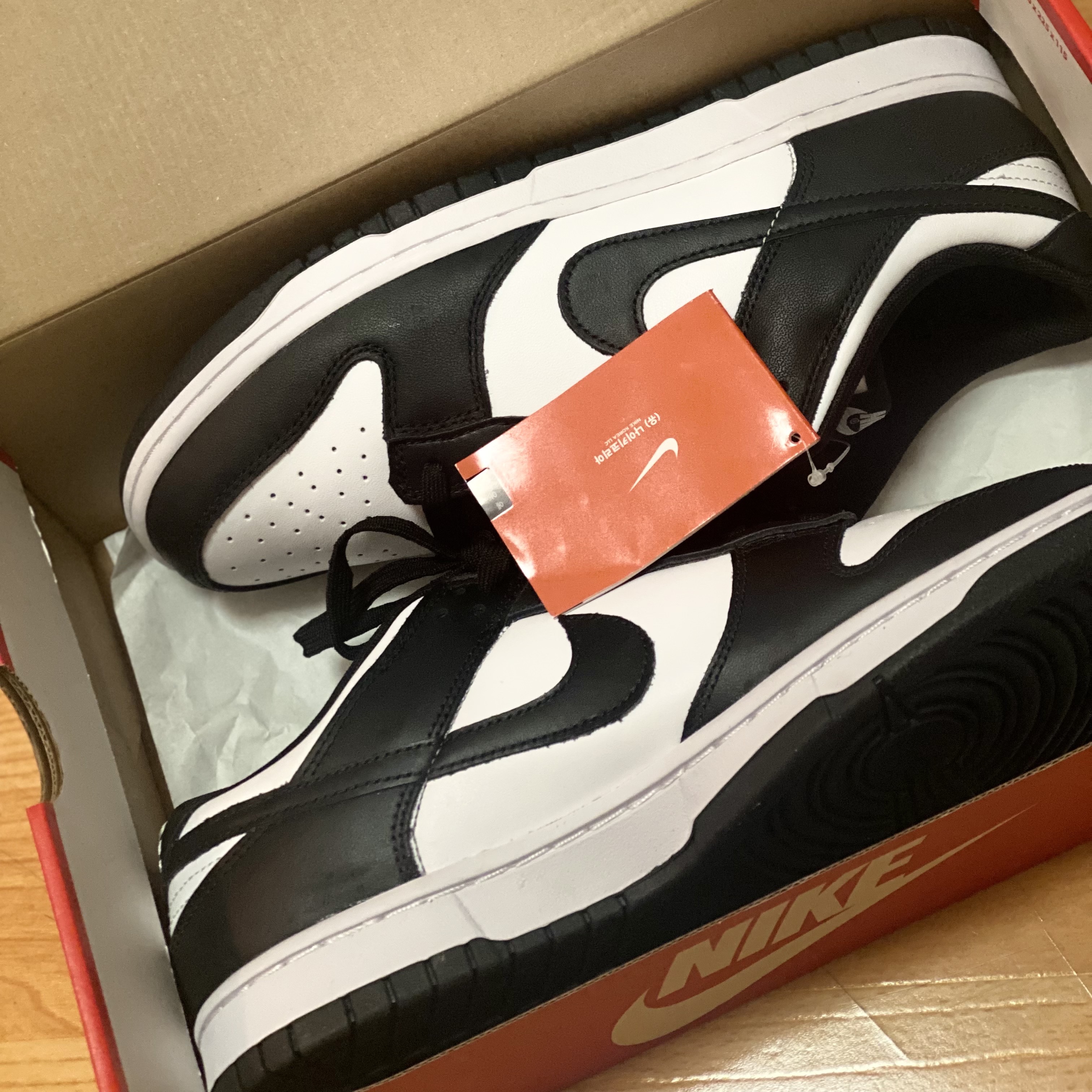 Nike Dunk Low Retro Black 착용 스타일