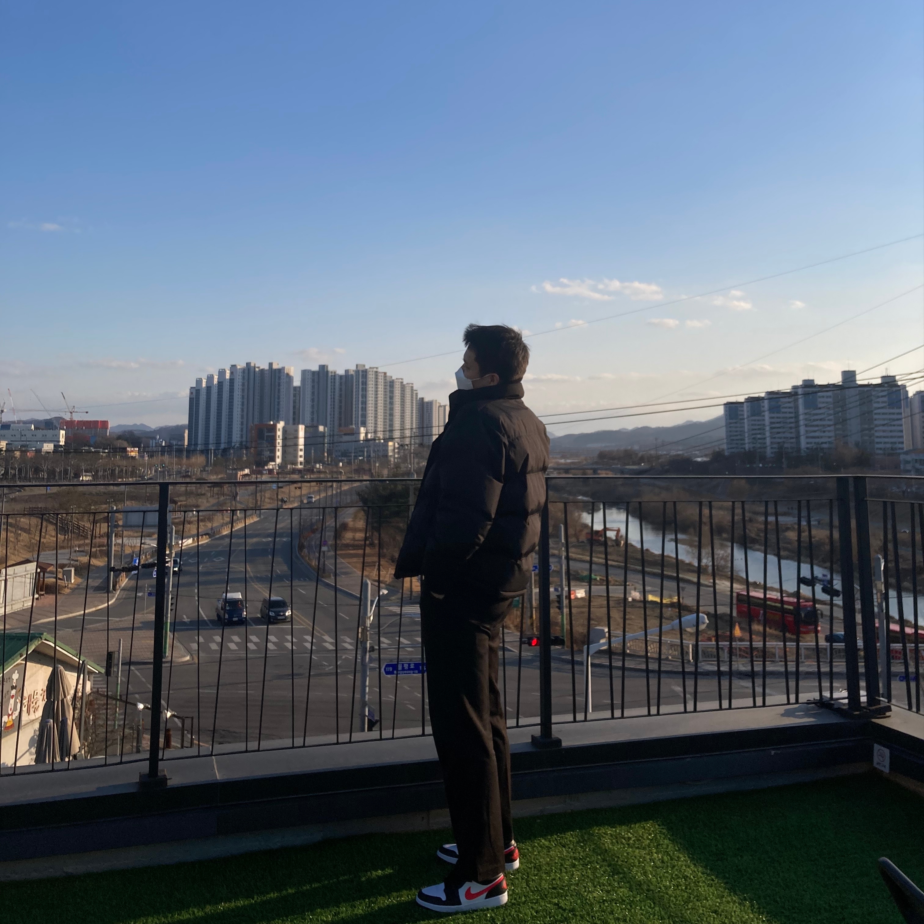 (W) Jordan 1 Low Black Siren Red 착용 스타일