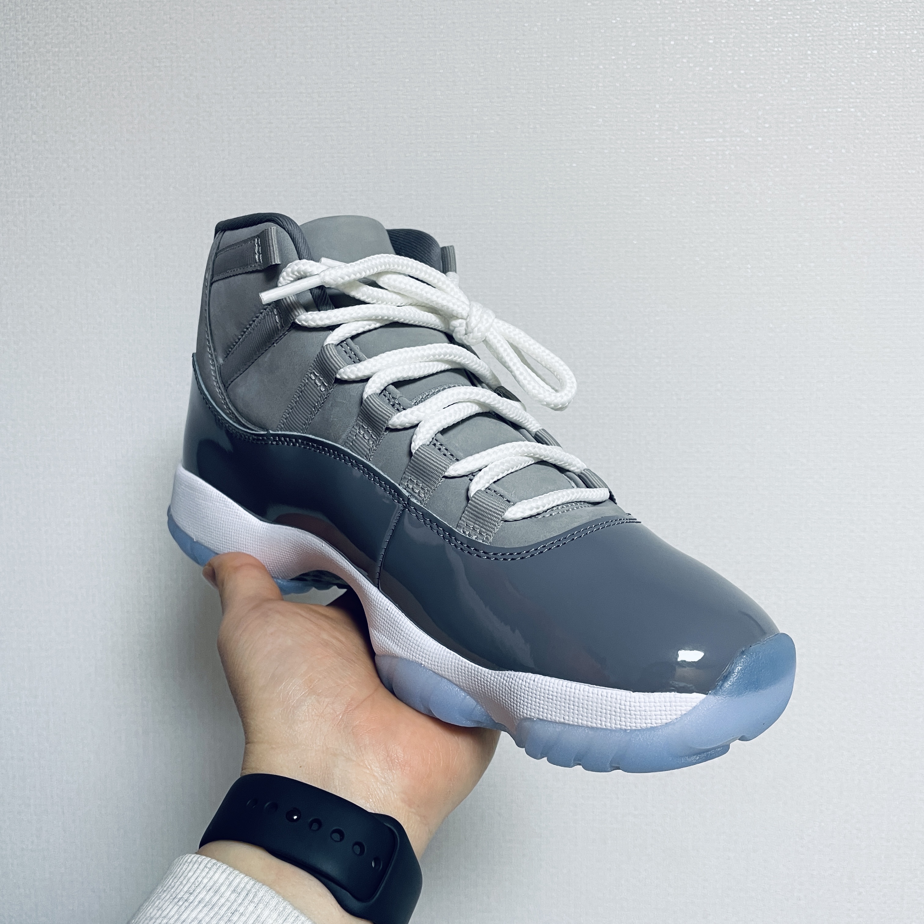 Jordan 11 Retro Cool Grey 2021 착용 스타일 - 2