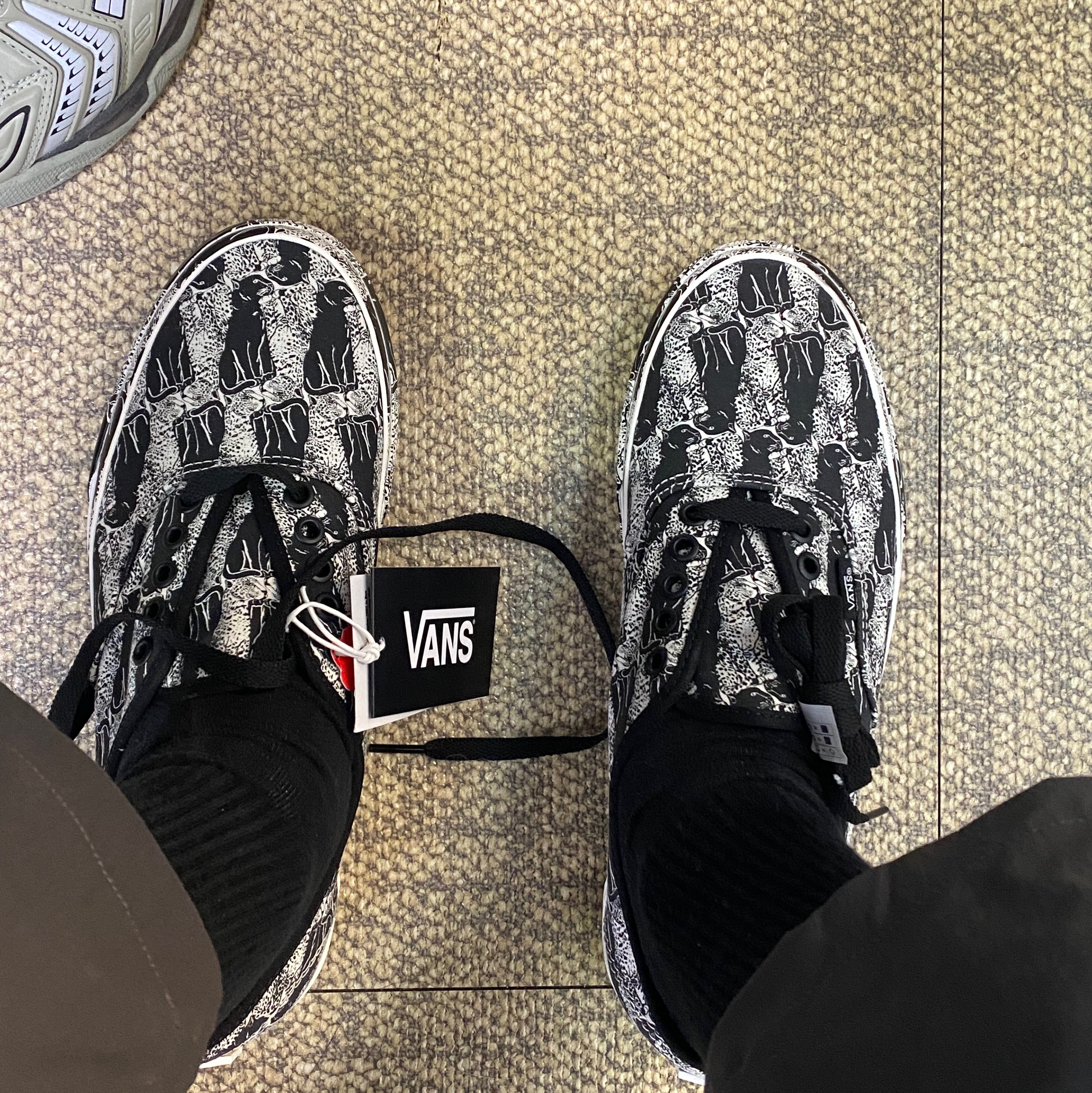 Vans x Opening Ceremony Authentic Black 착용 스타일
