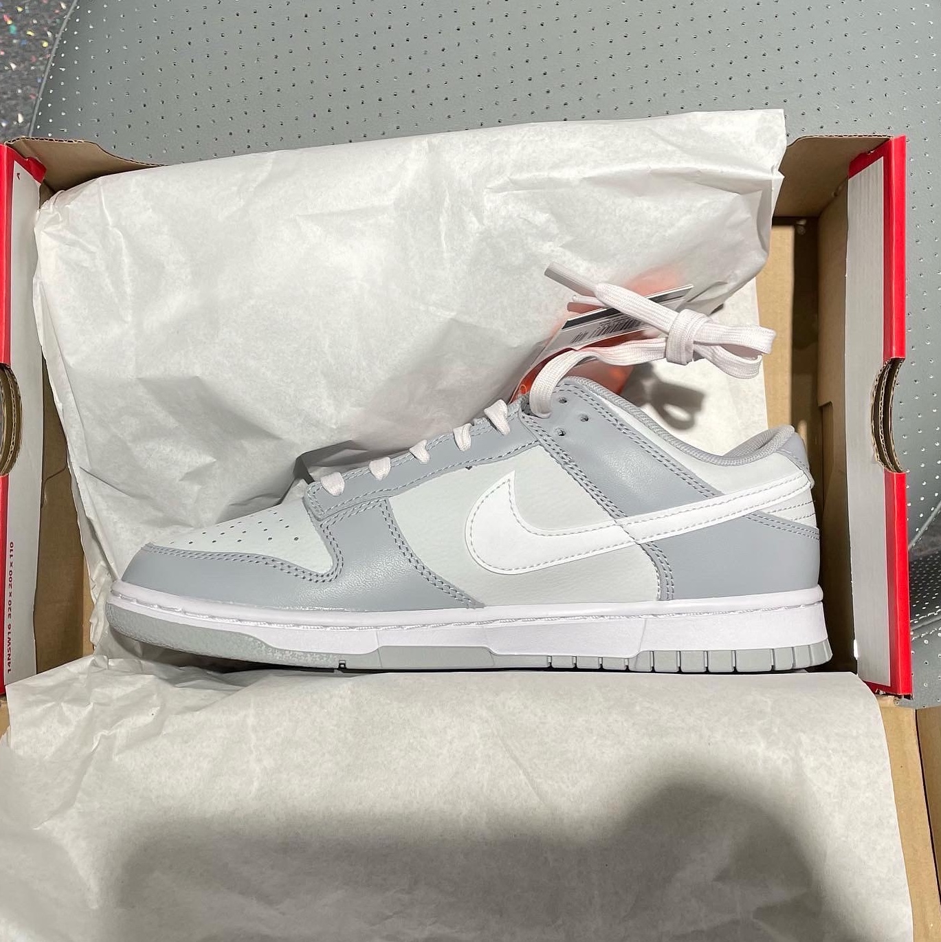 Nike Dunk Low Retro Wolf Grey 착용 스타일