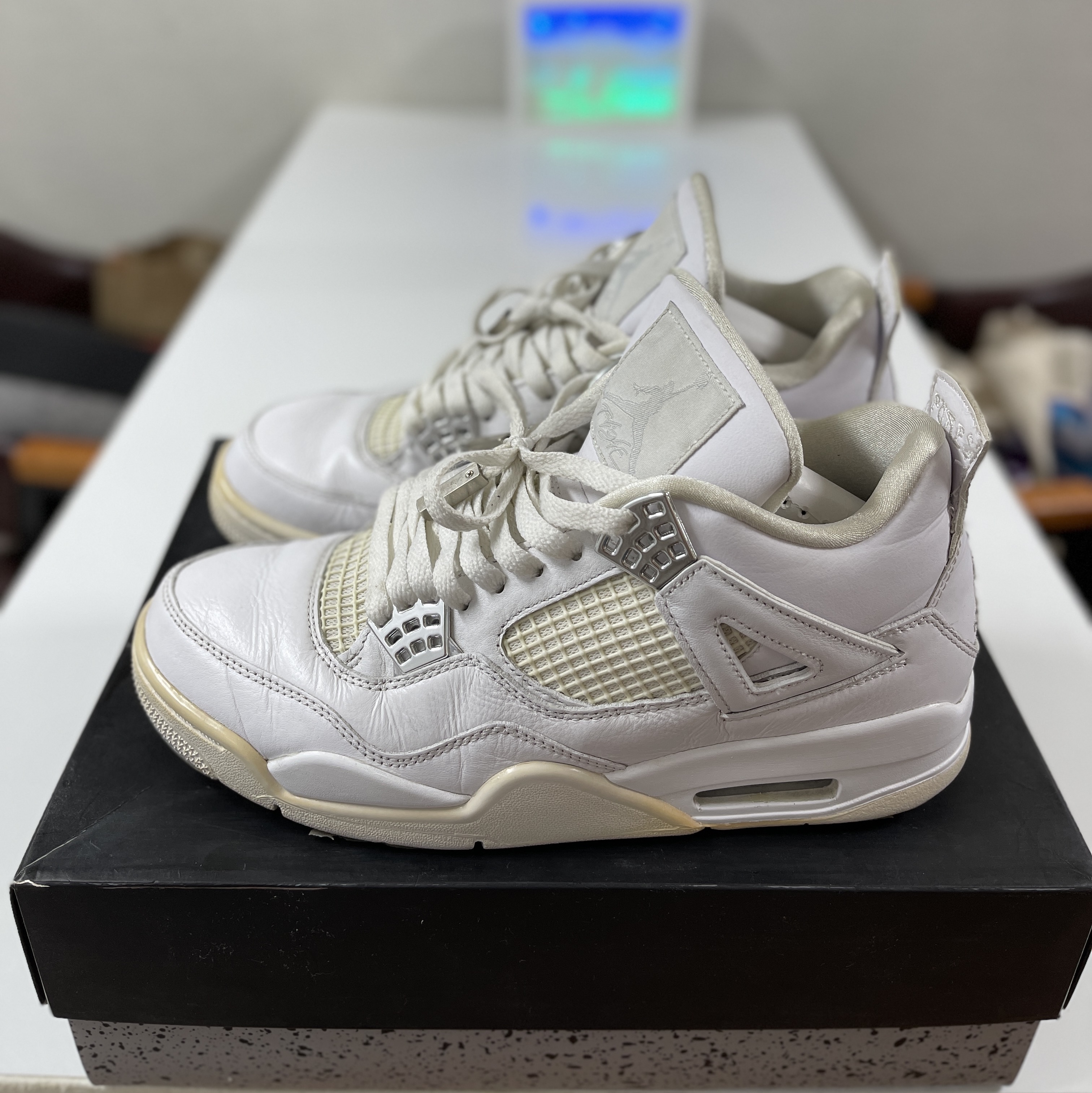 Jordan 4 Retro Pure Money 2017 착용 스타일 - 2