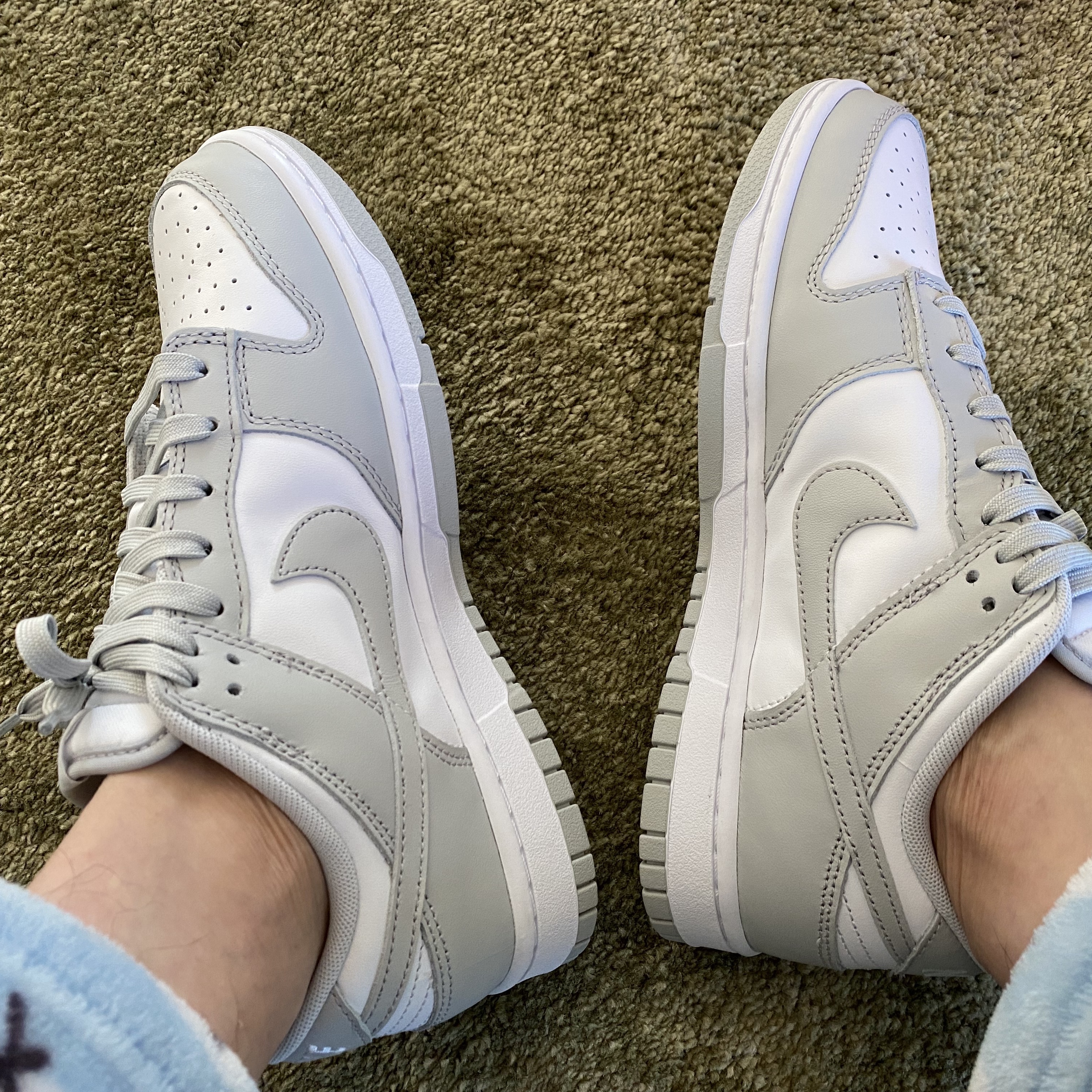 Nike Dunk Low Retro Grey Fog 착용 스타일