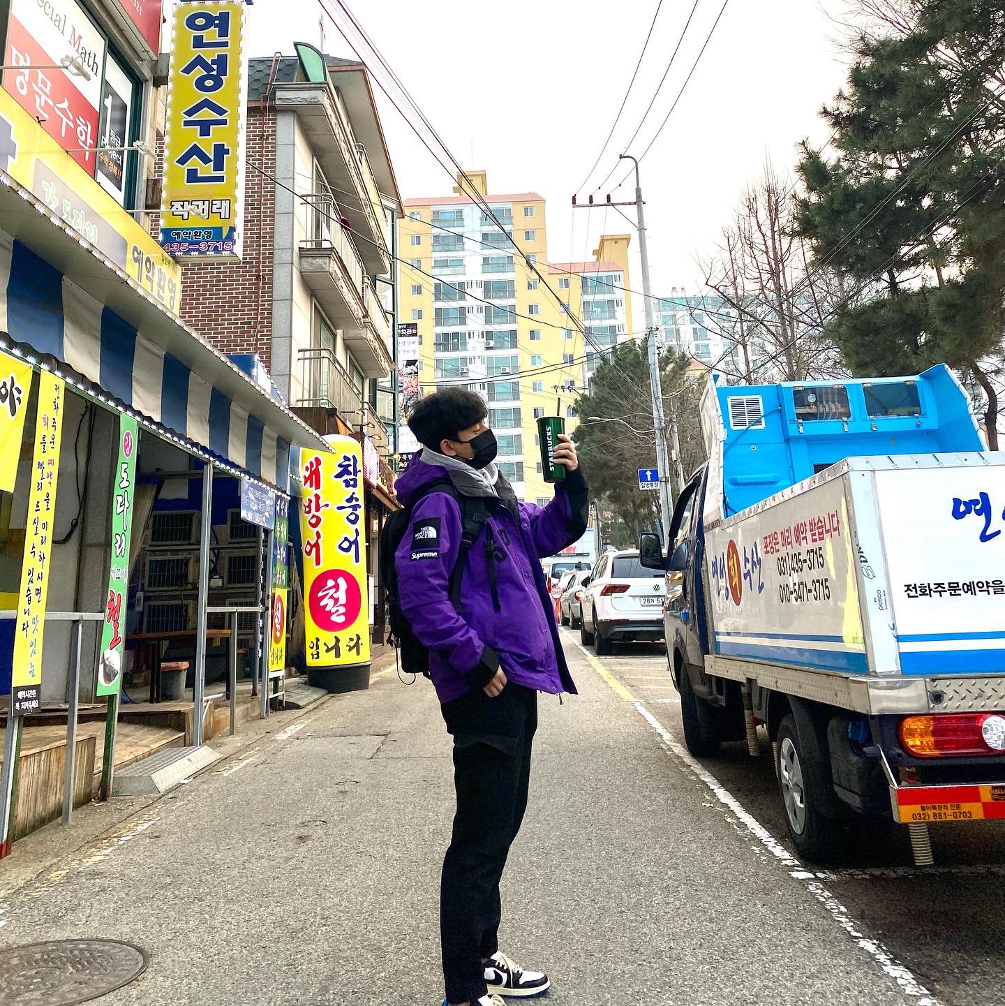 Supreme x The North Face Arc Logo Mountain Parka Purple - 19SS, Jordan 1 x Travis Scott x Fragment Retro Low OG SP Military Blue 착용 스타일