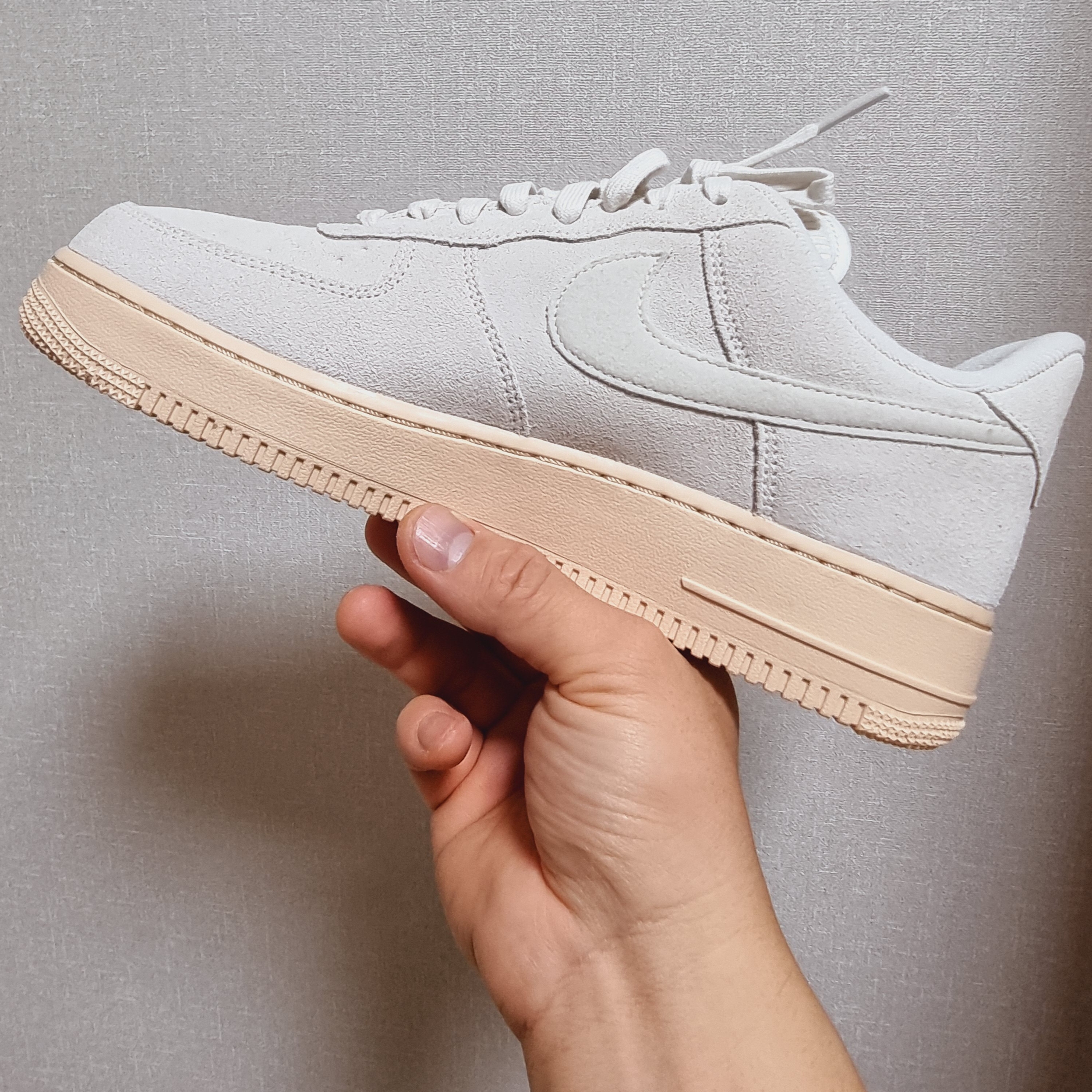 Nike Air Force 1 Low Winter Premium Summit White 착용 스타일 - 3