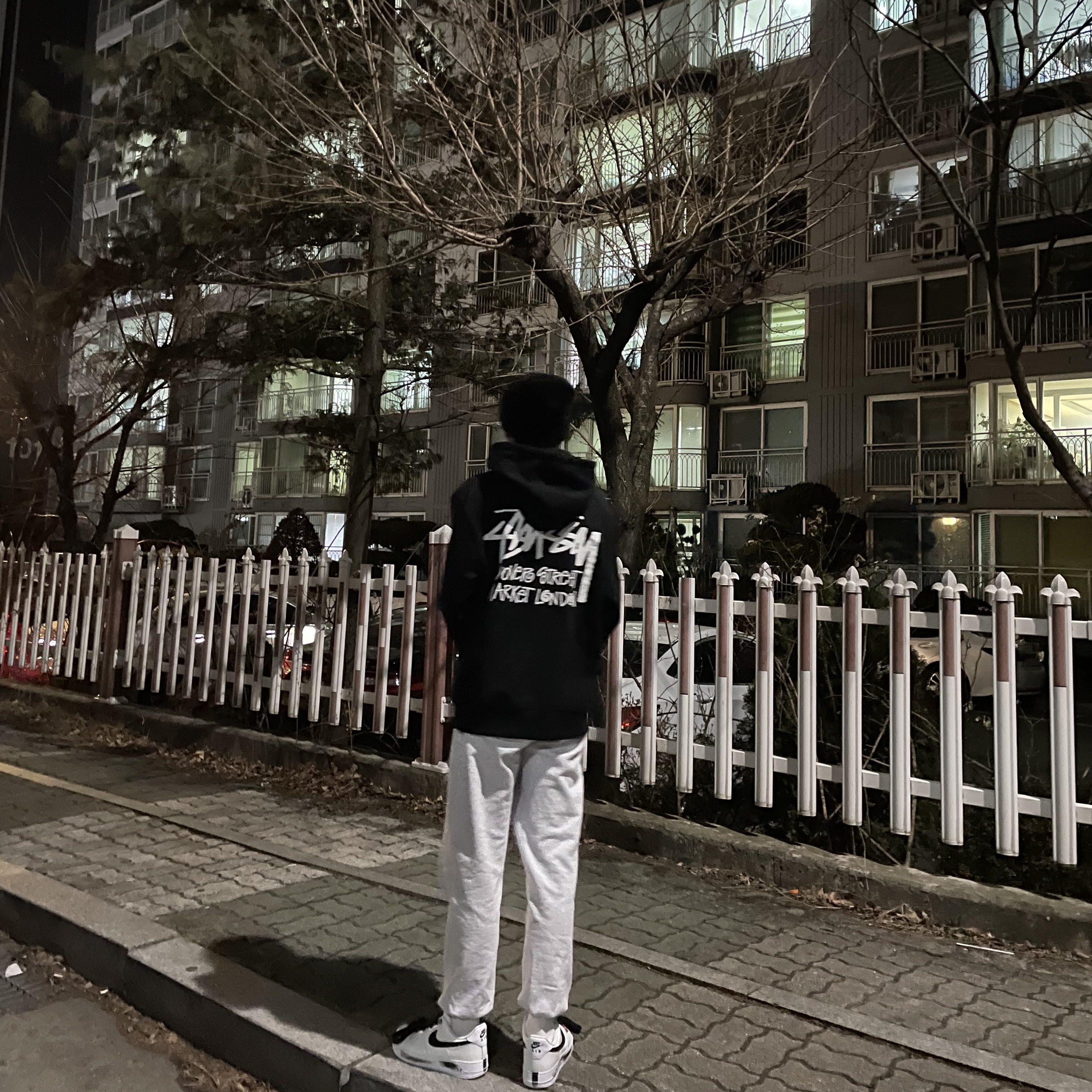 Nike x Peaceminusone Air Force 1 Low Para-Noise 2.0, Stussy Basic Cuff Beanie Black 착용 스타일 - 2