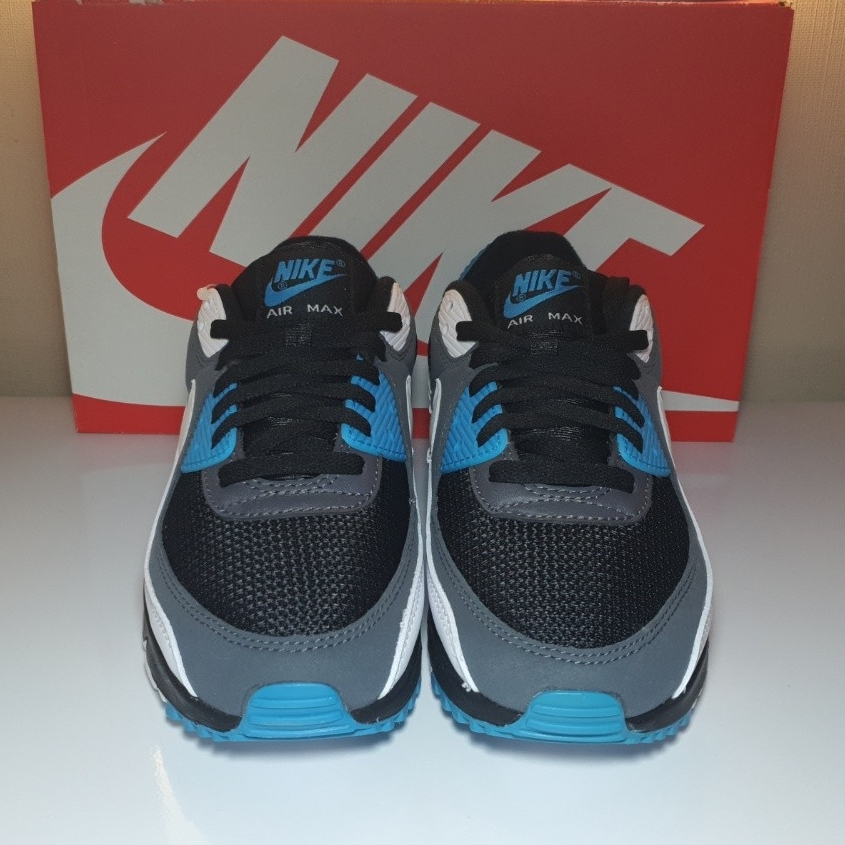 Nike Air Max 90 Reverse Laser Blue 착용 스타일 - 1