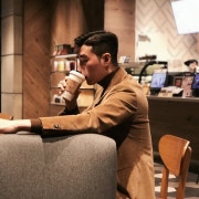 KREAM 프로필 이미지