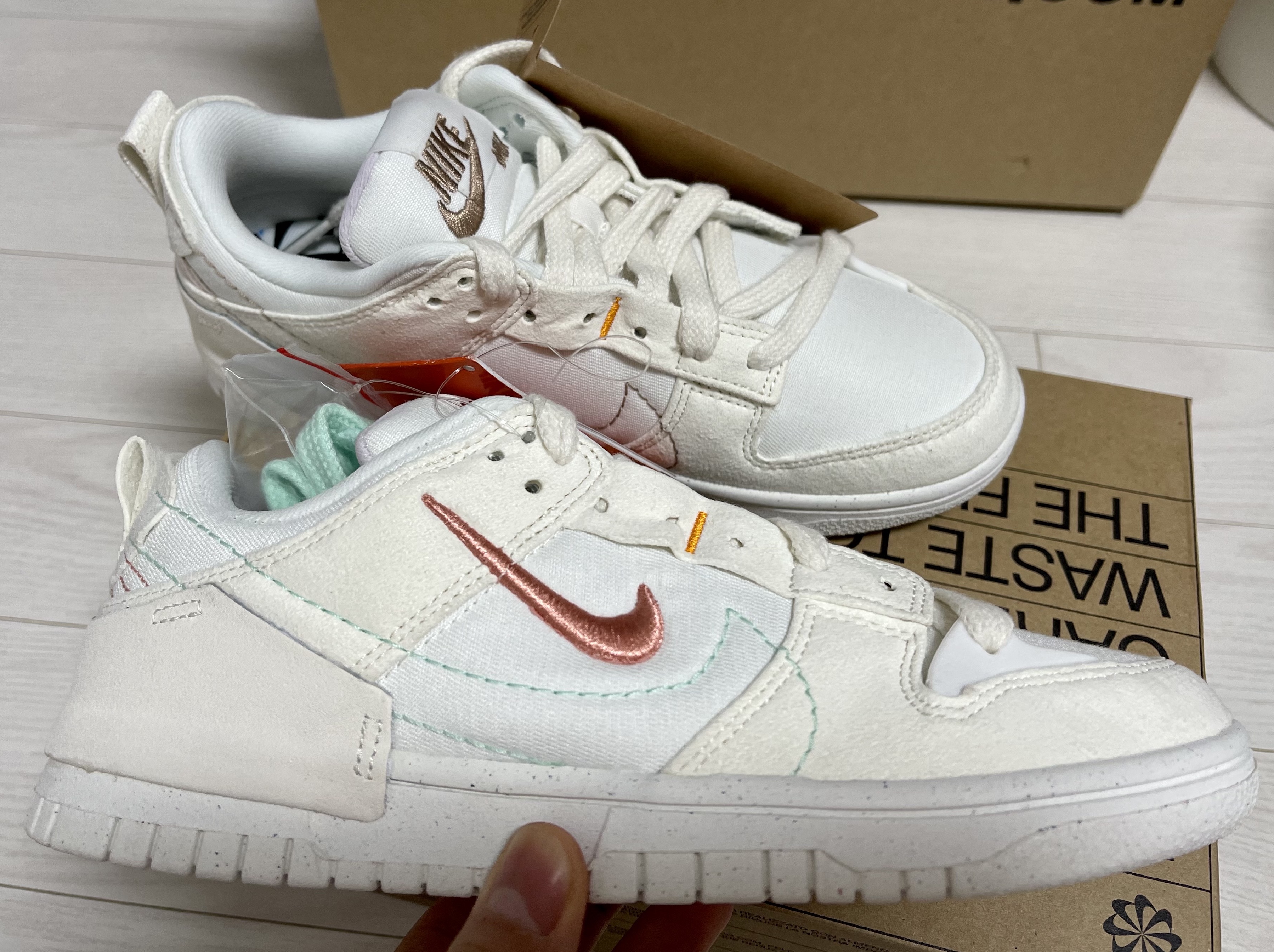 (W) Nike Dunk Low Disrupt 2 Pale Ivory Sail 착용 스타일
