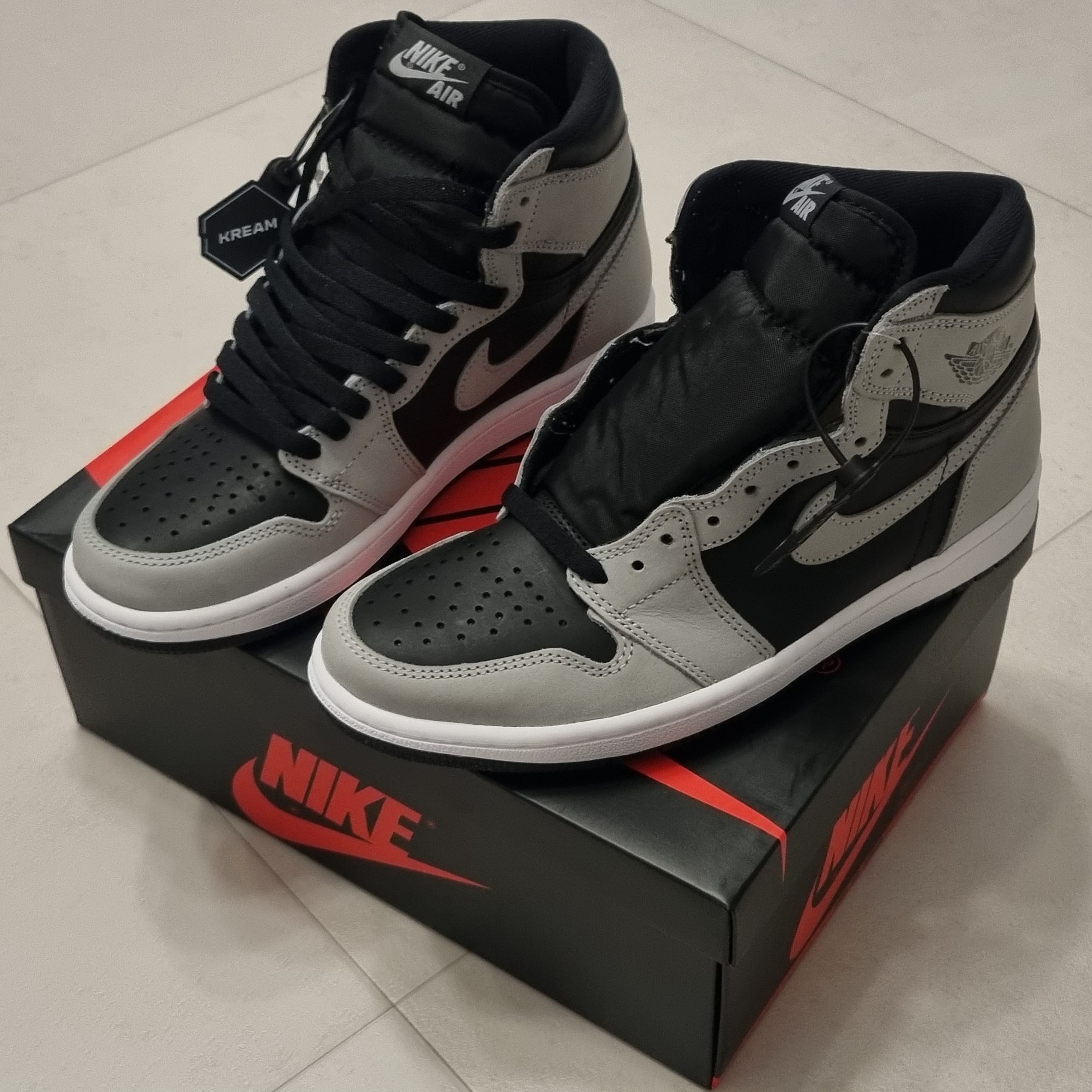 Jordan 1 Retro High OG Shadow 2.0 착용 스타일 - 1