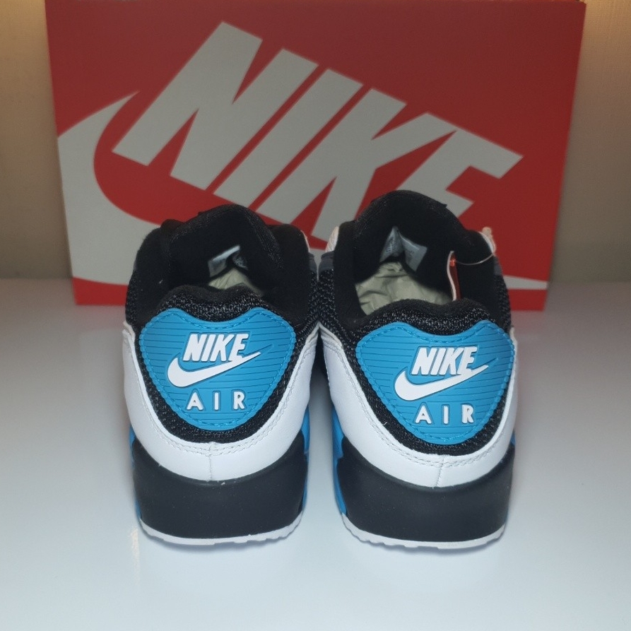 Nike Air Max 90 Reverse Laser Blue 착용 스타일 - 2