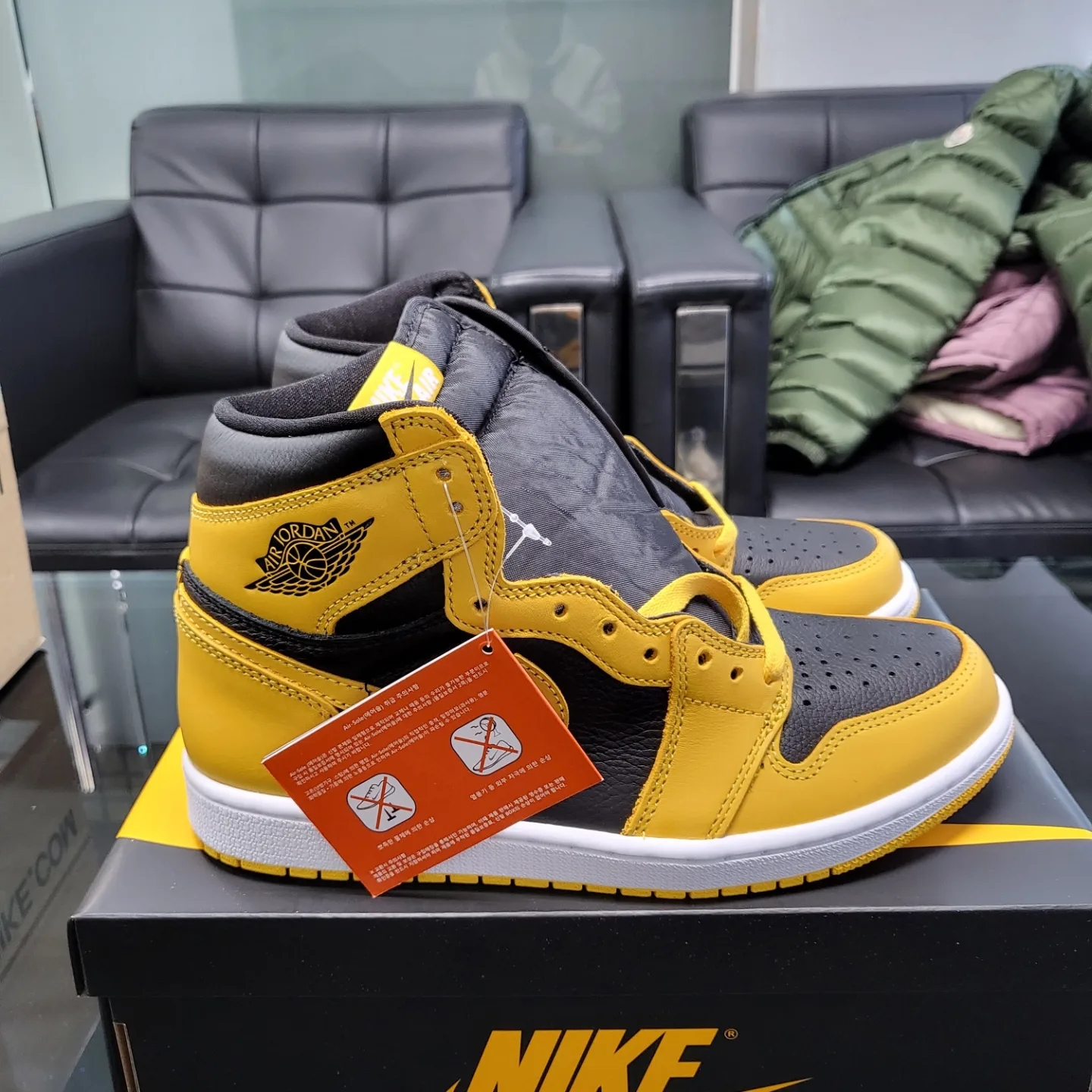 Jordan 1 Retro High OG Pollen 착용 스타일 - 4