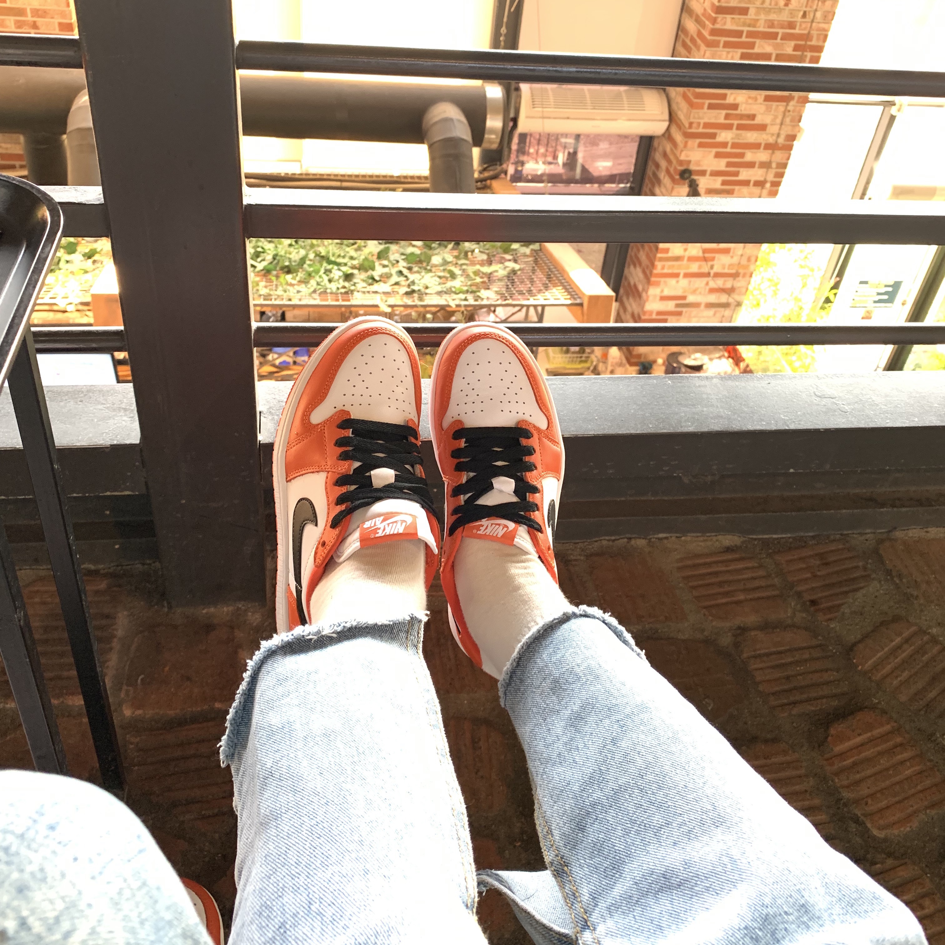Jordan 1 Low OG Starfish, (W) Jordan 1 Low OG Starfish 착용 스타일 - 2