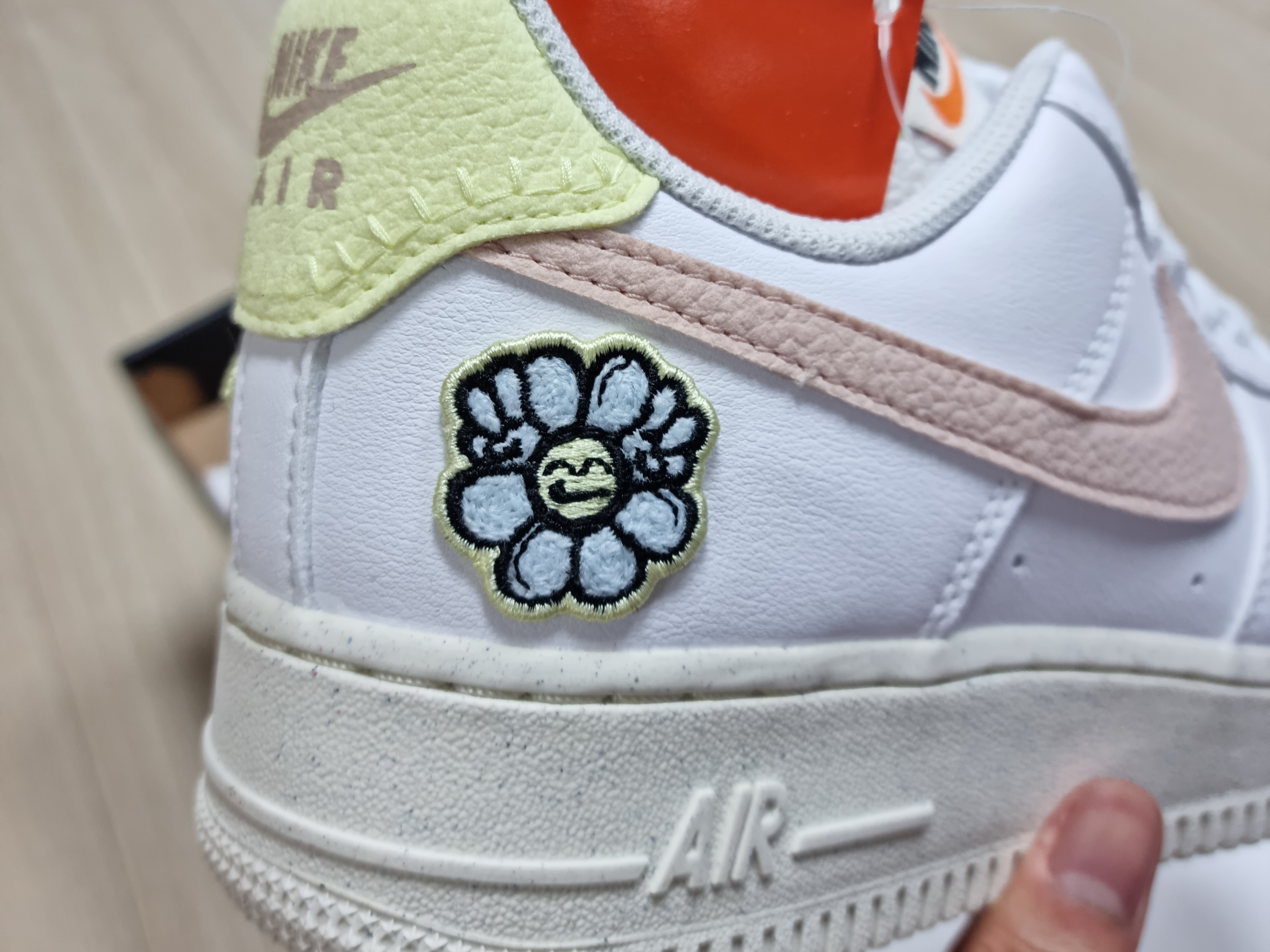 (W) Nike Air Force 1 '07 SE Next Nature White Pink Oxford 착용 스타일 - 2